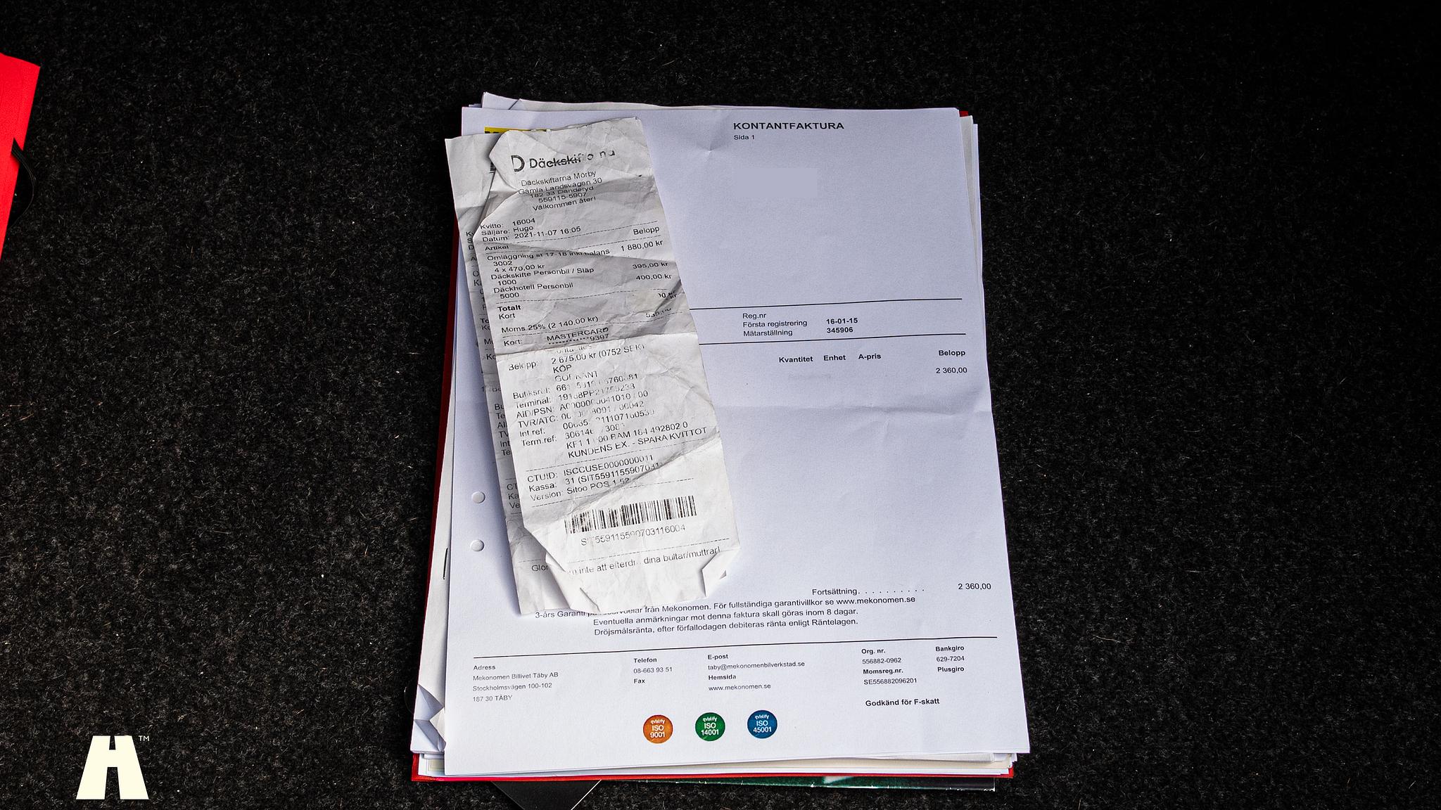 Dokumentation för 2016 Abarth 595 Competizione (4)