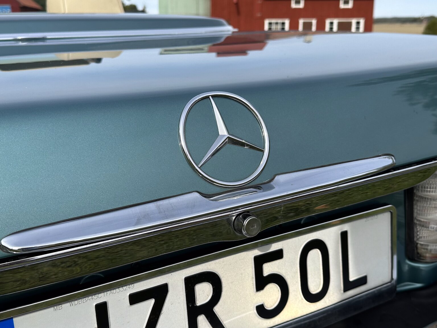 Exterior image of 1985 Mercedes-Benz 380 SL