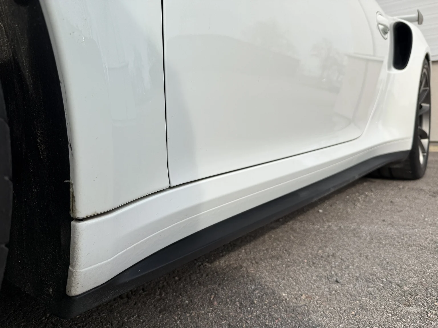 Exteriörbild på 2016 Porsche 911 GT3 RS (34)