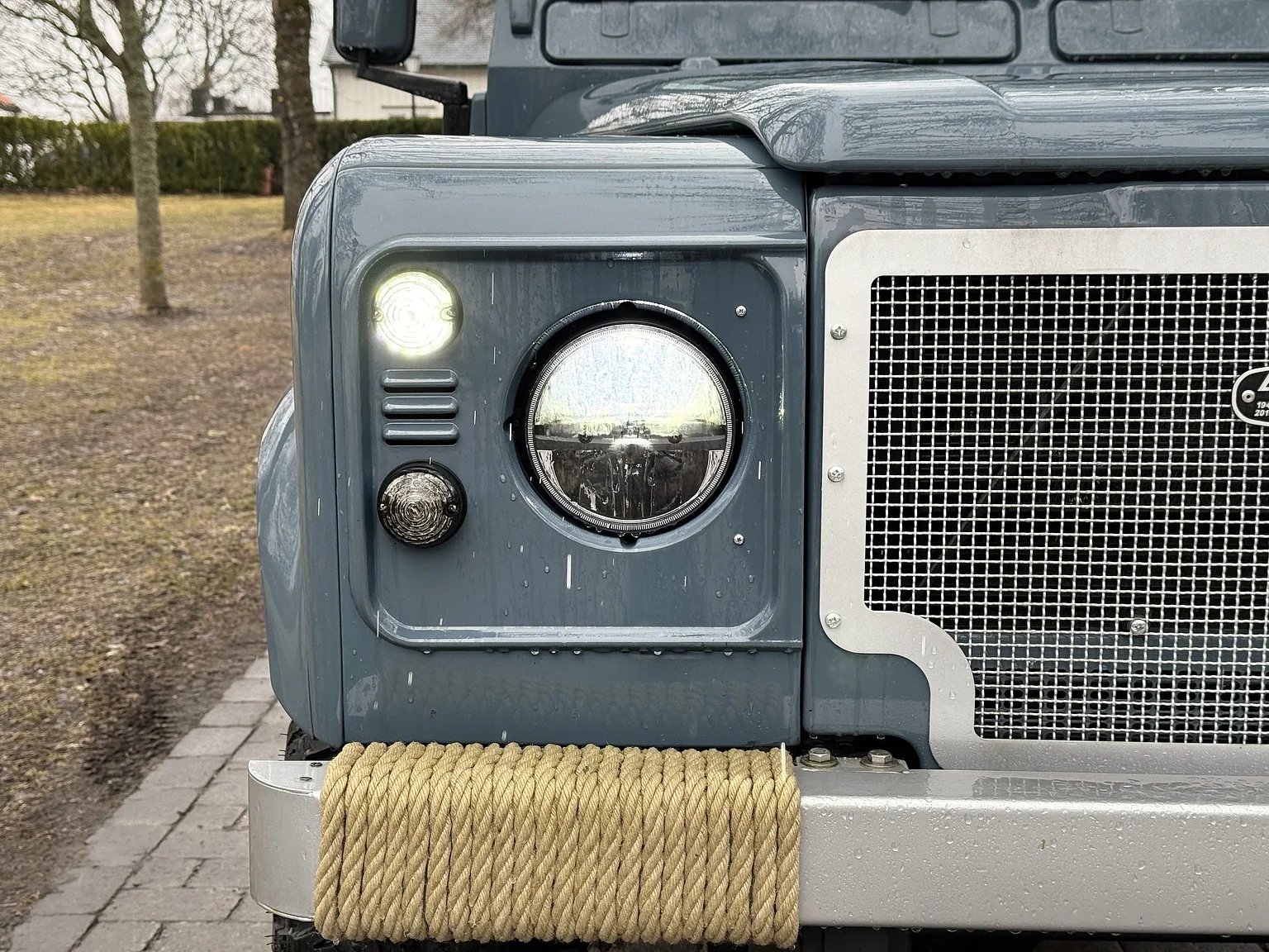 Aussenfoto 2000 Land Rover Defender 110 C (21)