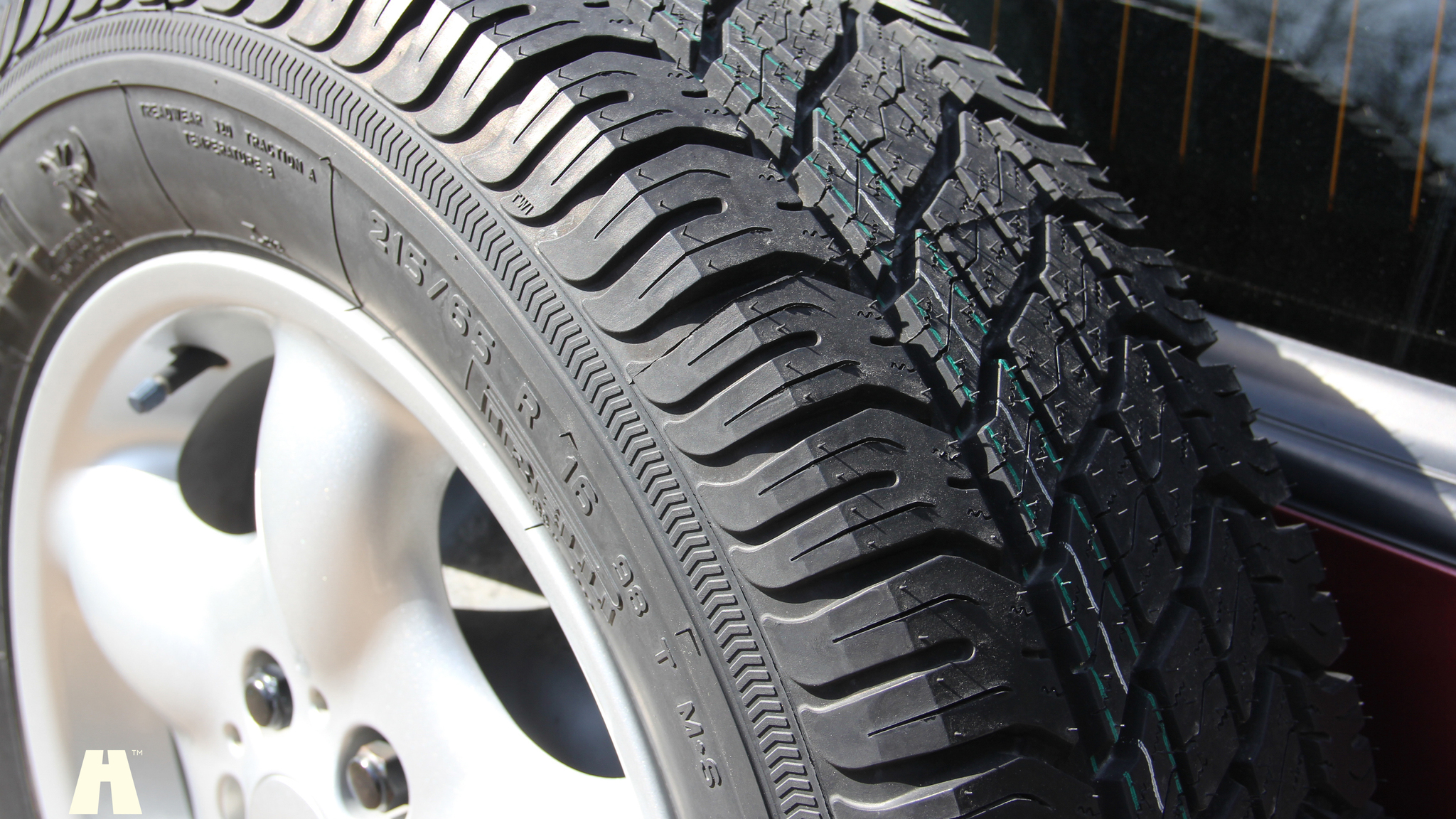 Exterior image of 2002 Land Rover Freelander TD4 3d