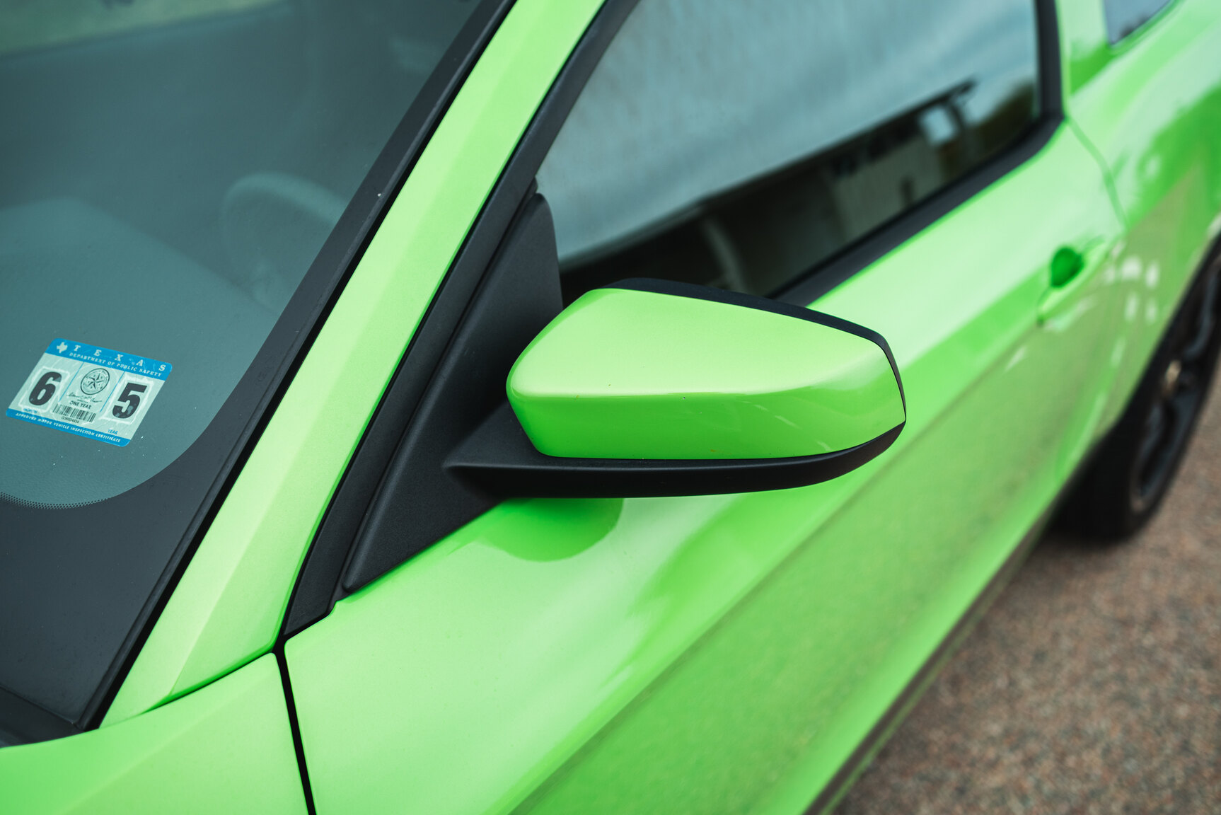 Exterior image of 2013 Ford Mustang Boss 302