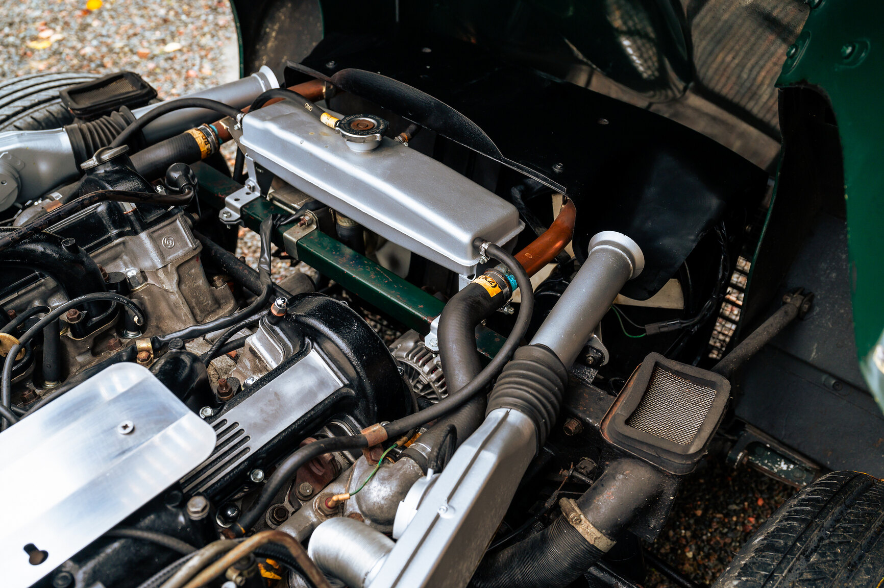 Image of 1973 Jaguar E-Type V12 mechanics