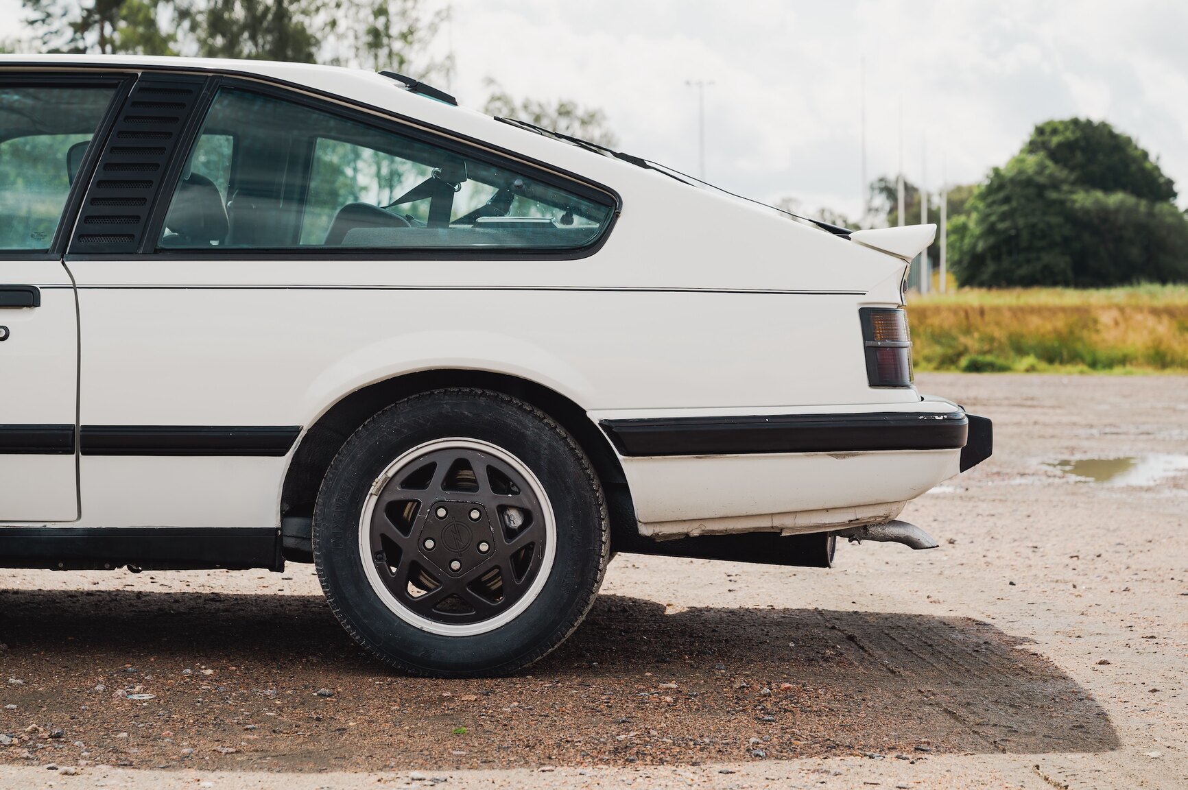 Exterior image of 1986 Opel Monza GSE