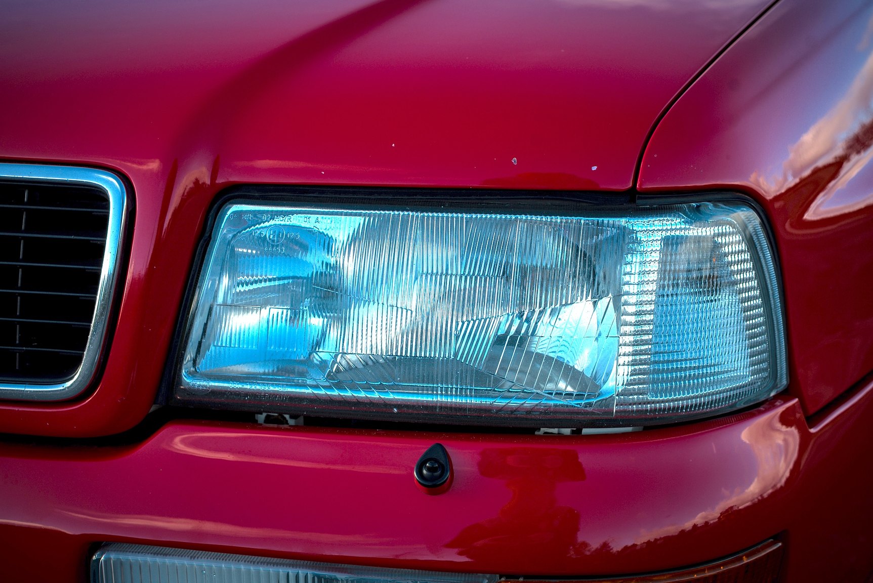 Exterior image of 1992 Audi quattro S2 Abt C5