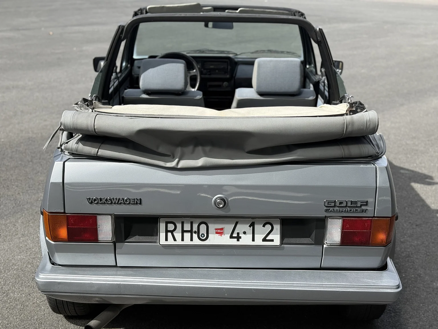 Exterior image of 1987 VW Golf Cabriolet (16)