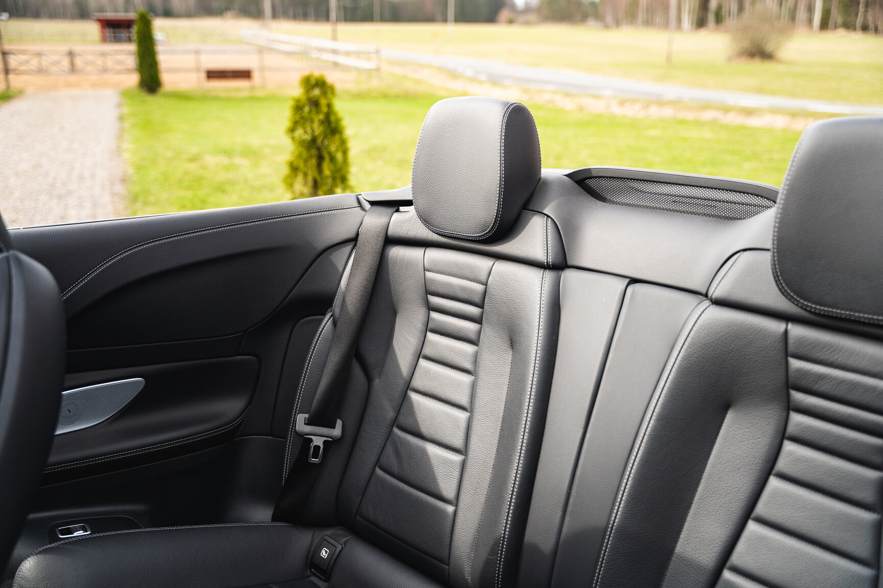 Interiörbild 2019 Mercedes-Benz E300 Cabriolet