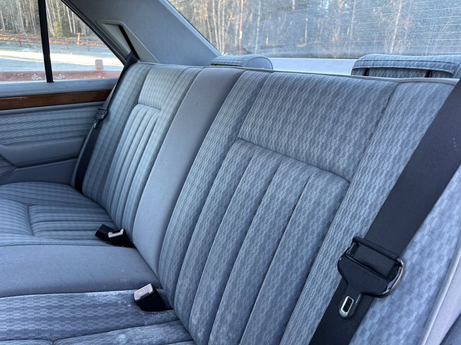 Interiörbild 1990 Mercedes-Benz 200 E