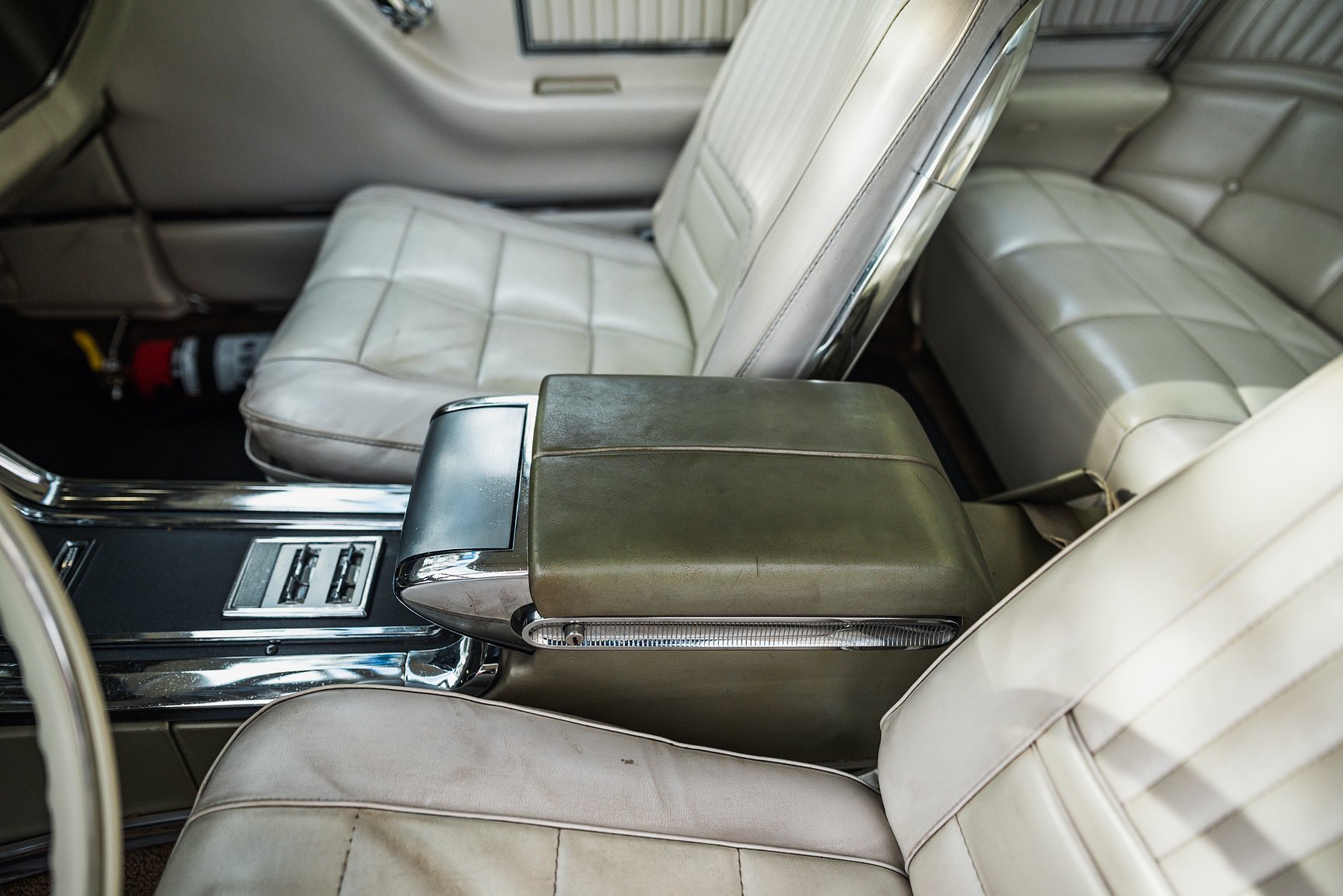 Interior image of 1966 Ford Thunderbird Town Hardtop