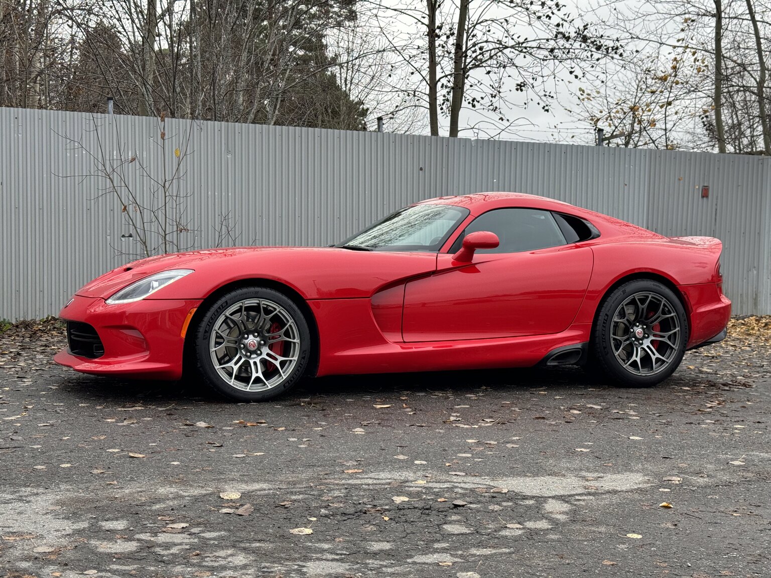 Exteriörbild på 2014 Dodge Viper GTS (34)