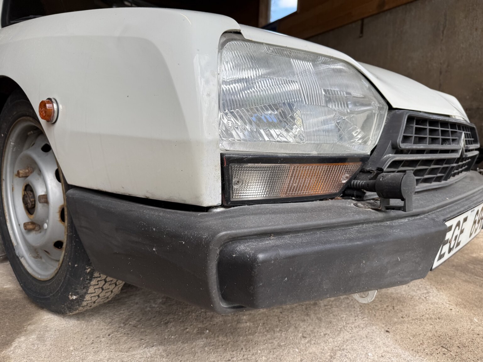 Exterior image of 1984 Citroën GSA Break