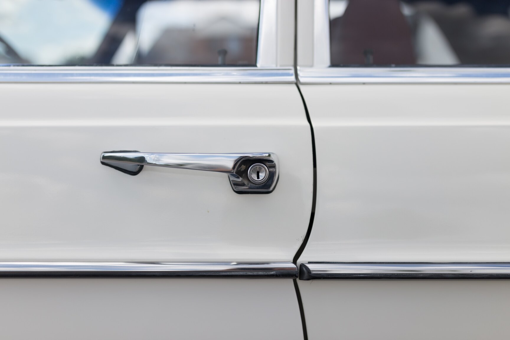 Exteriörbild på 1966  Mercedes-Benz 250 