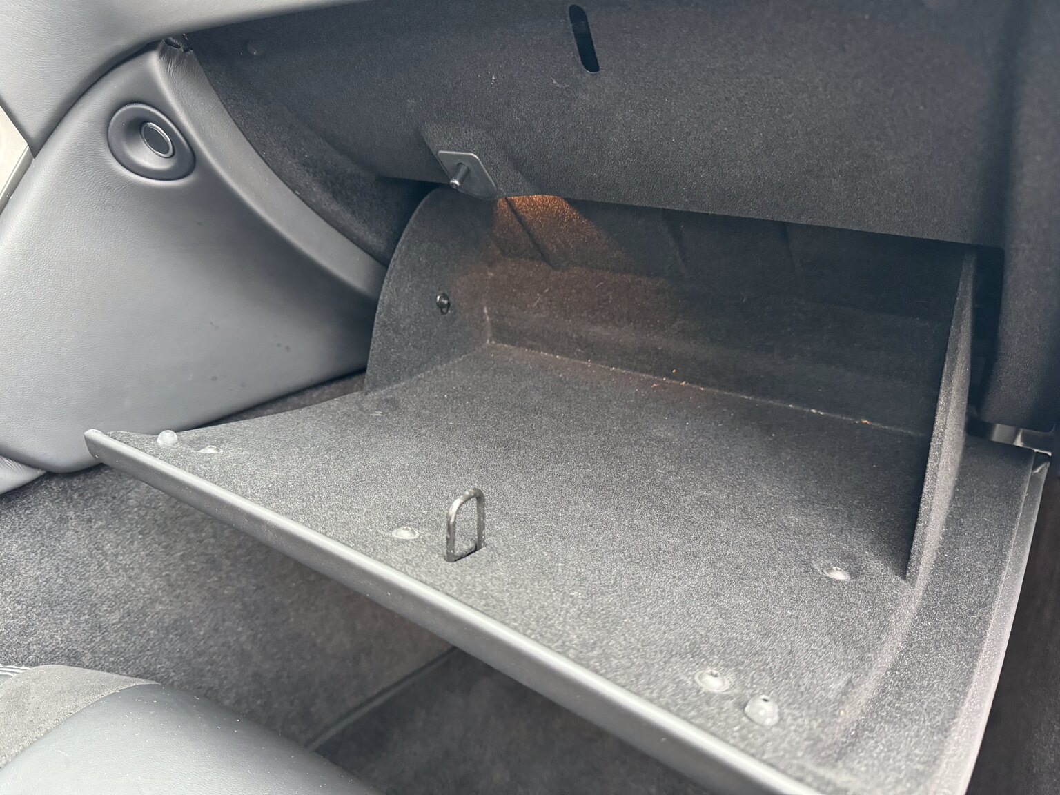 Interior image of 2014 Dodge Viper GTS (13)