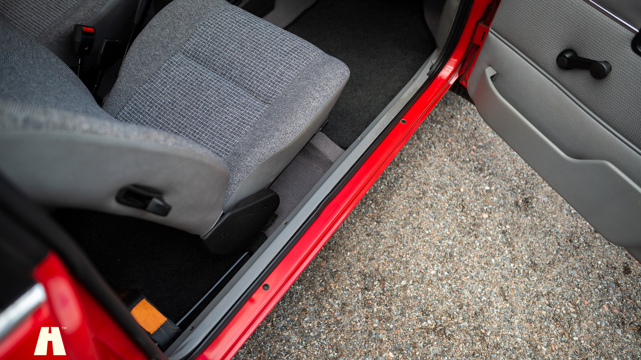 Interior image of 1986 Ford Escort 1.6 Hatchback 3-door  (13)