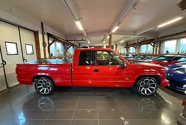 #<Image:0x00007f2ff3cc9d98>