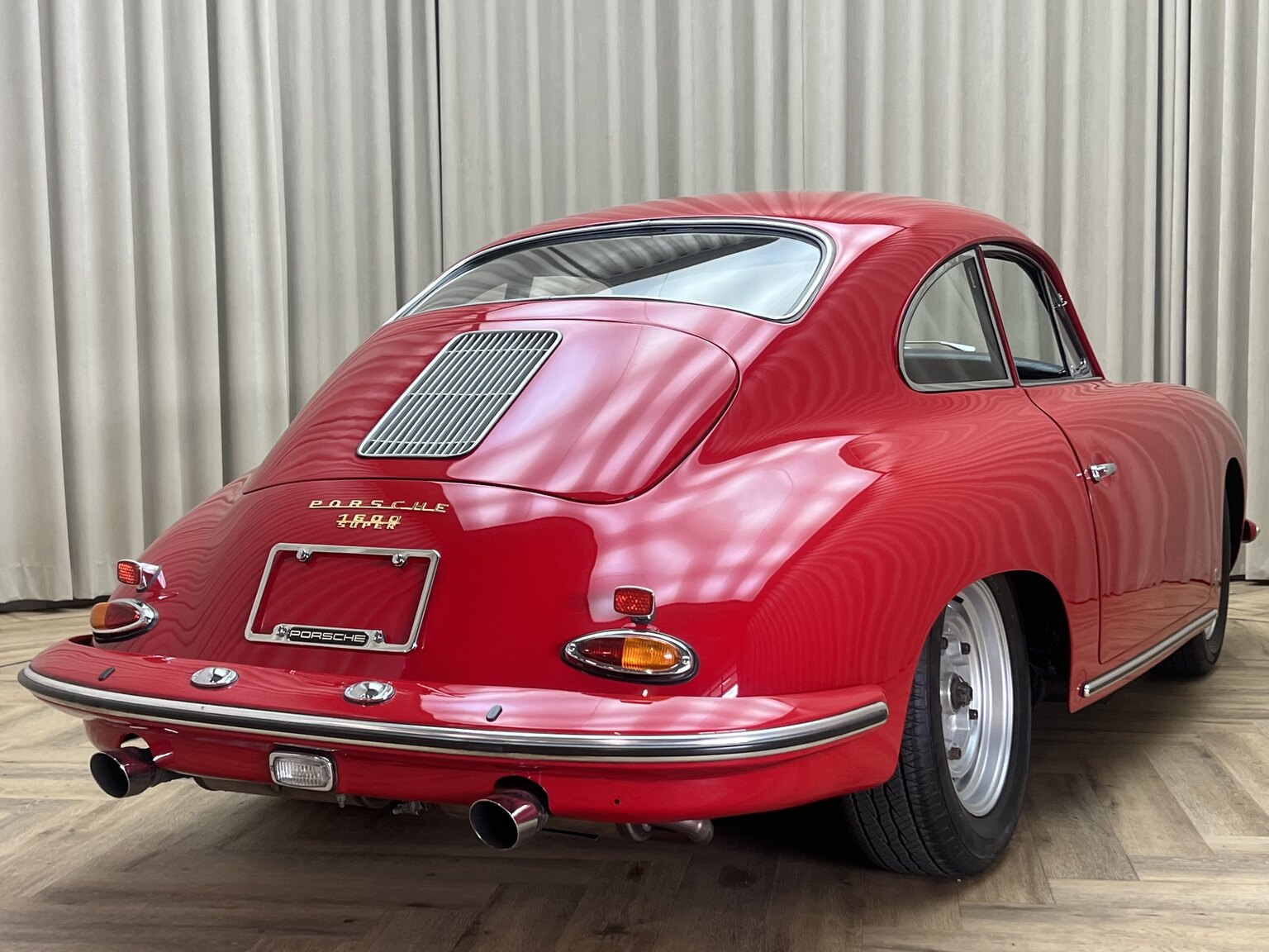 Exterior image of 1960 Porsche 356