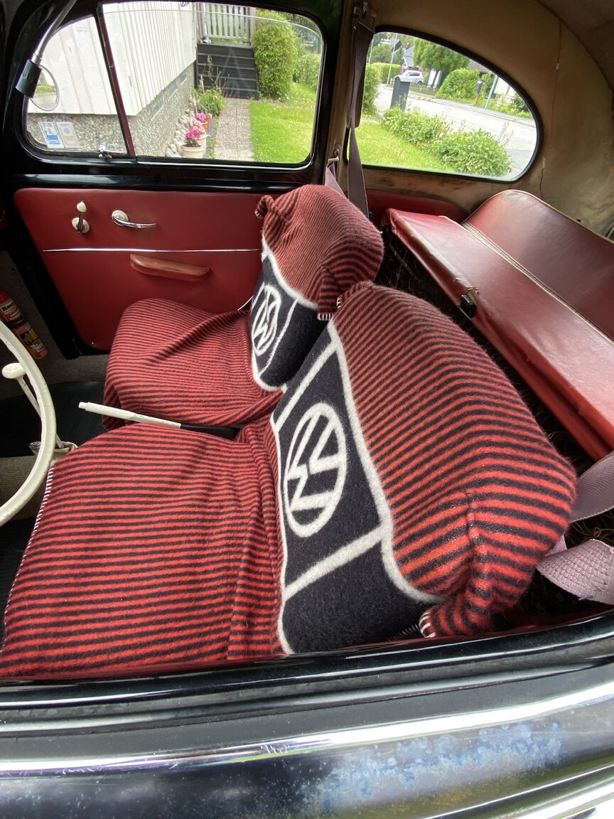 Interior image of 1955 Volkswagen Beetle 1200