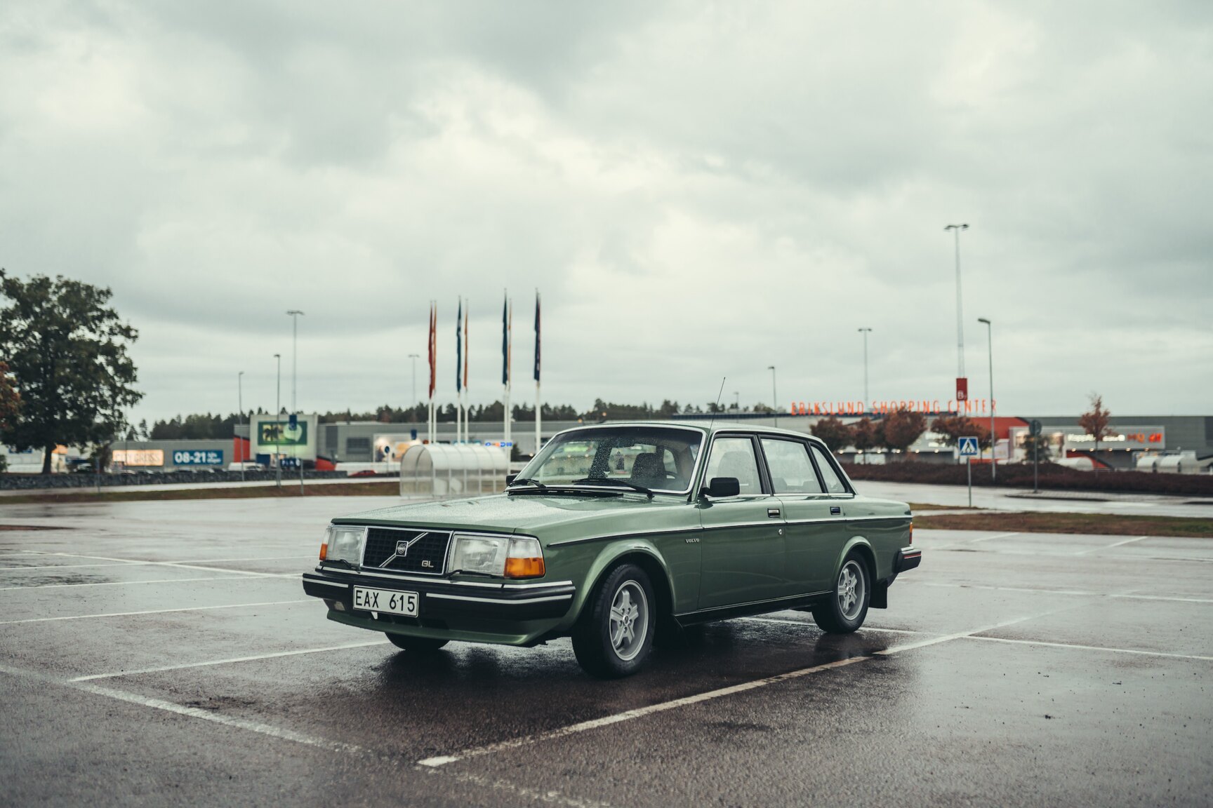 Exterior image of 1981 Volvo 244