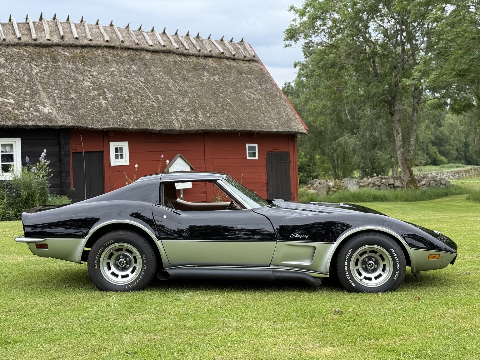 Exterior image of 1973 Chevrolet Corvette Stingray