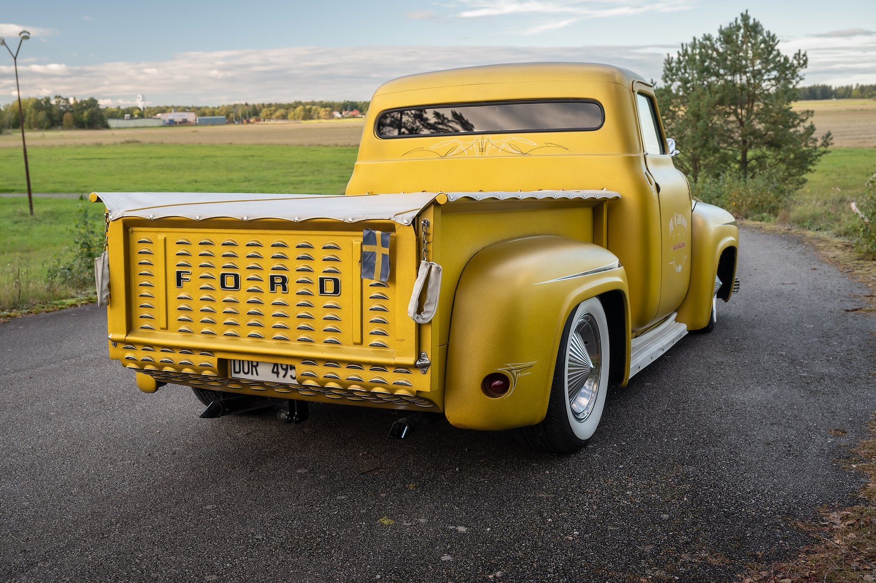 Exteriörbild på 1955 Ford F-100 Kustom