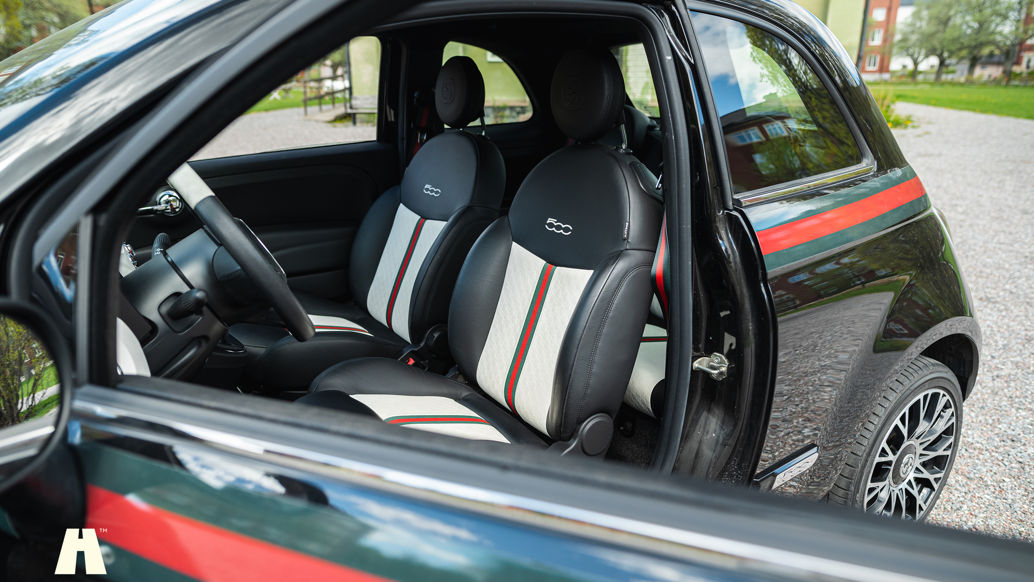 Interior image of 2012 FIAT 500 GUCCI