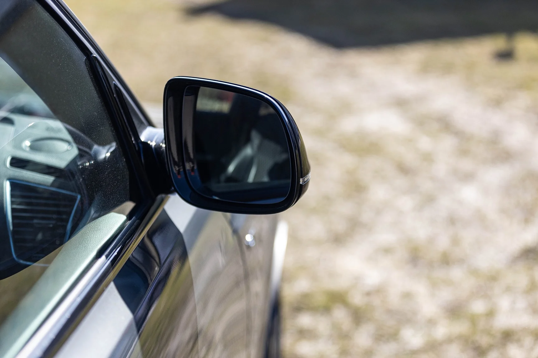 Exterior image of 2017 Audi SQ 5 Plus TDI (28)