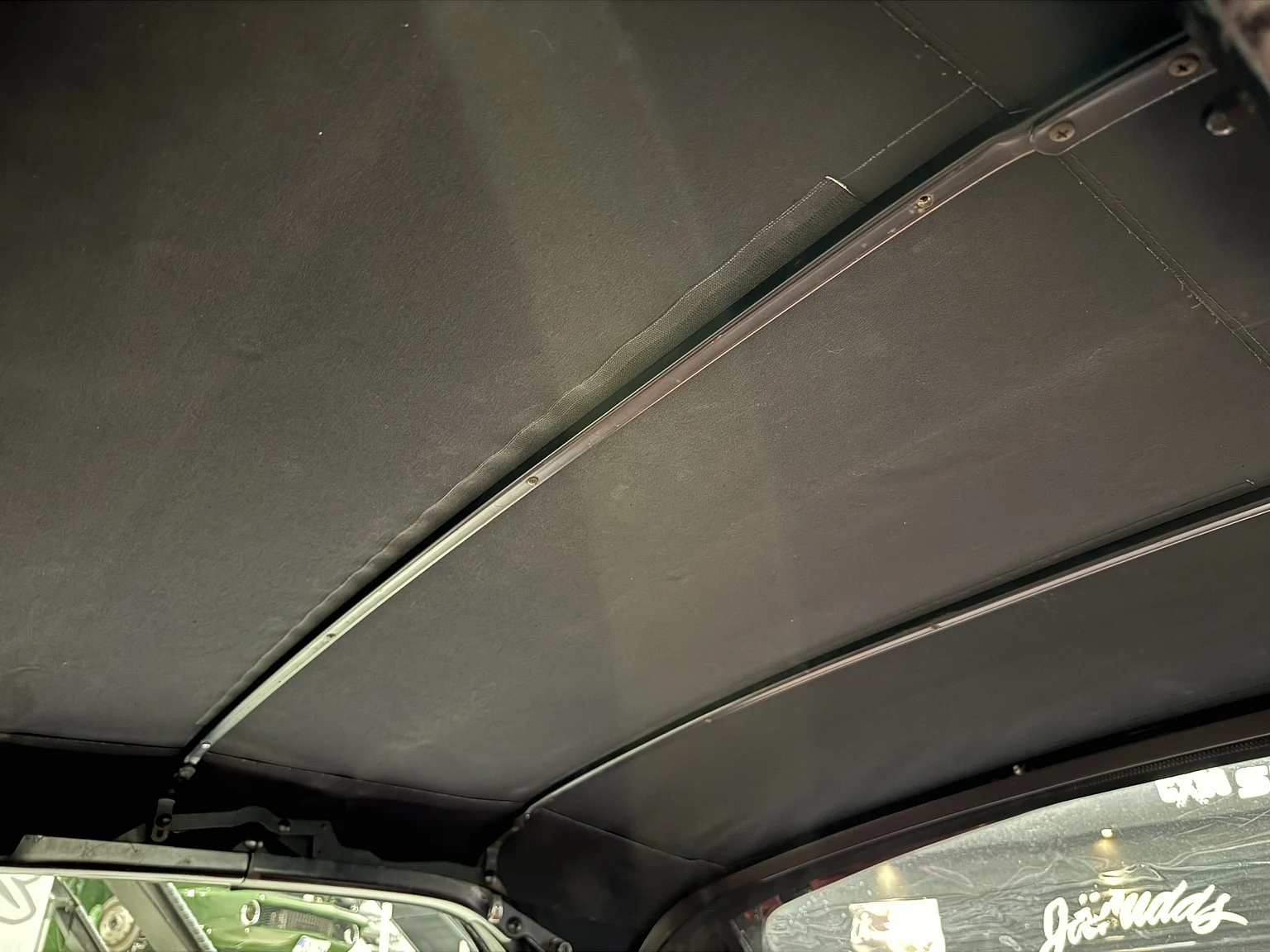 Innenraumfoto von 1966 Ford Mustang Convertible (40)