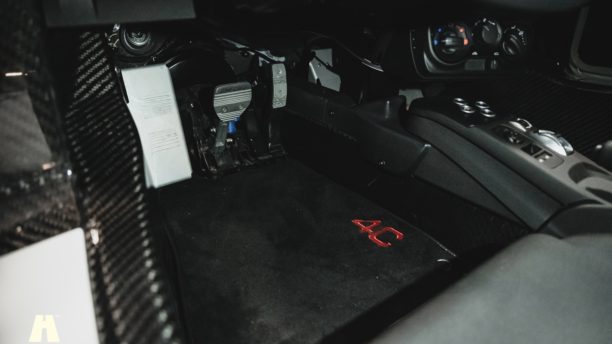 Interiörbild 2016 Alfa Romeo 4C (16)