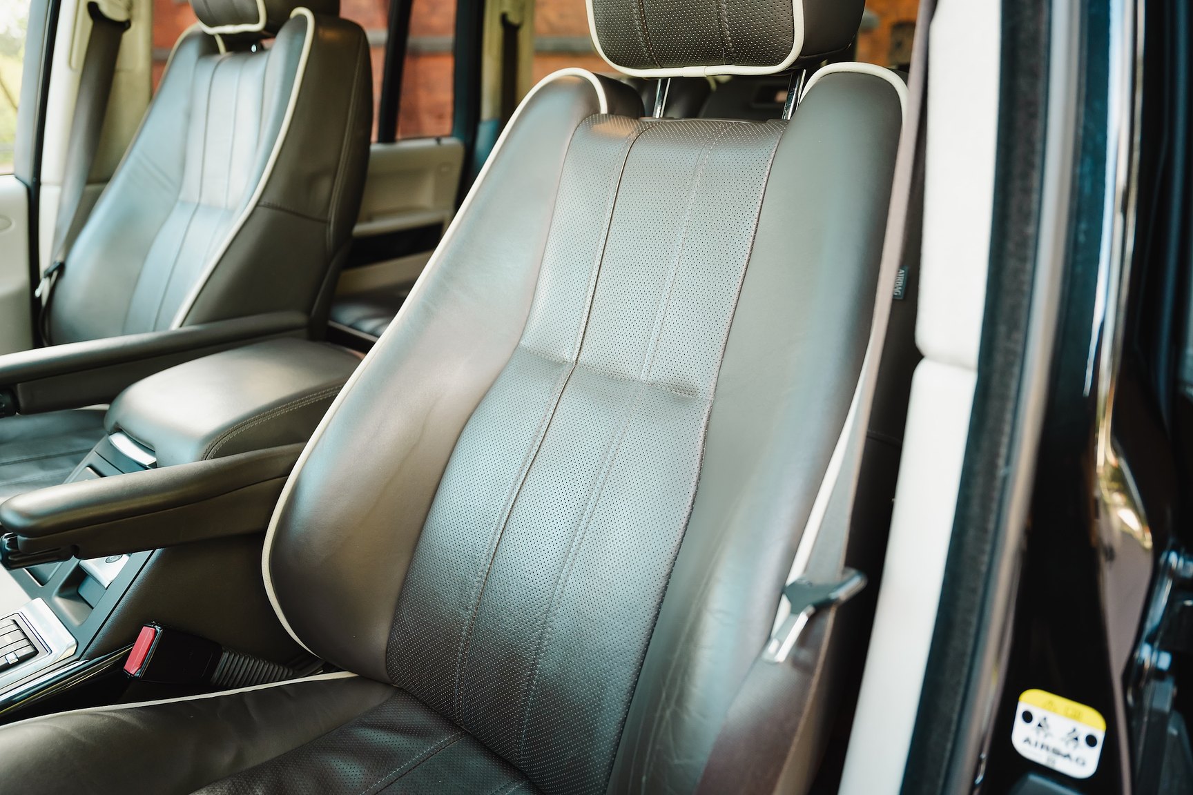 Interior image of 2012 Range Rover 4.4 TDV8 Westminster 