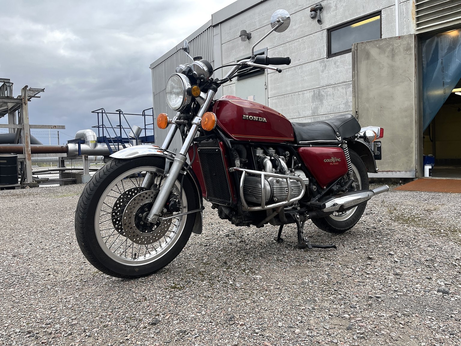 Exteriörbild på 1976 Honda Gold Wing GL 1000 - NO RESERVE