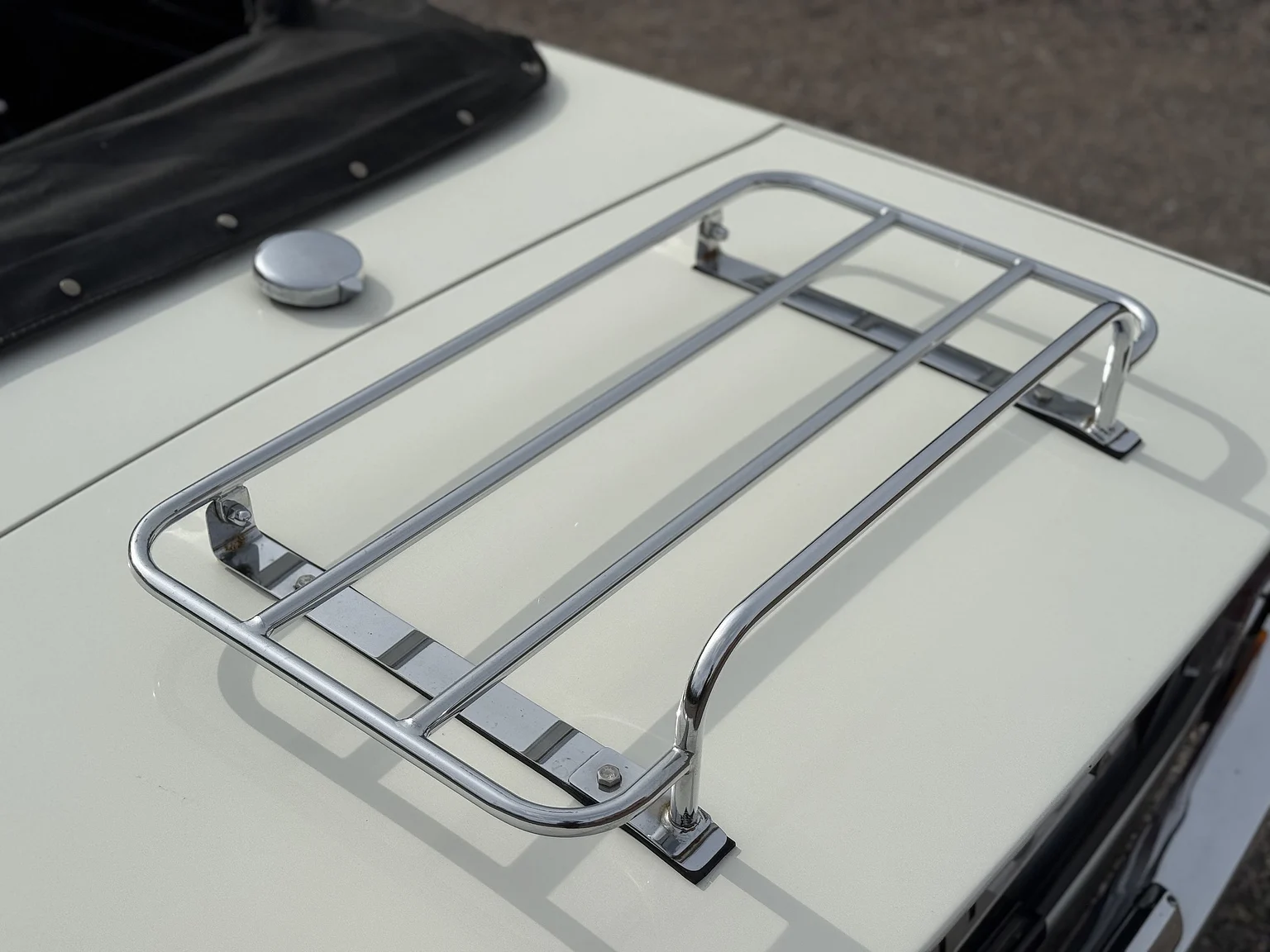 Aussenfoto 1970 Triumph TR6 Hardtop  (25)