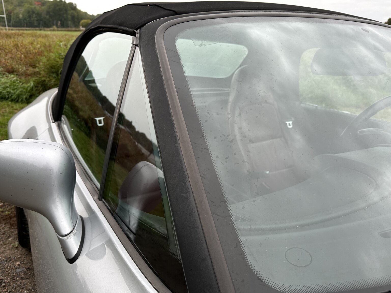 Exterior image of 1997 BMW Z3 2.8 Roadster