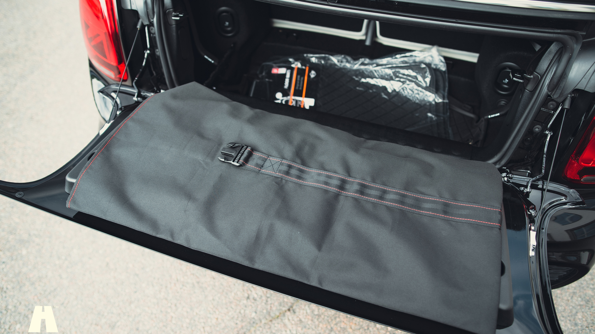 Interiörbild 2021 Mini John Cooper Works Cabriolet  (76)