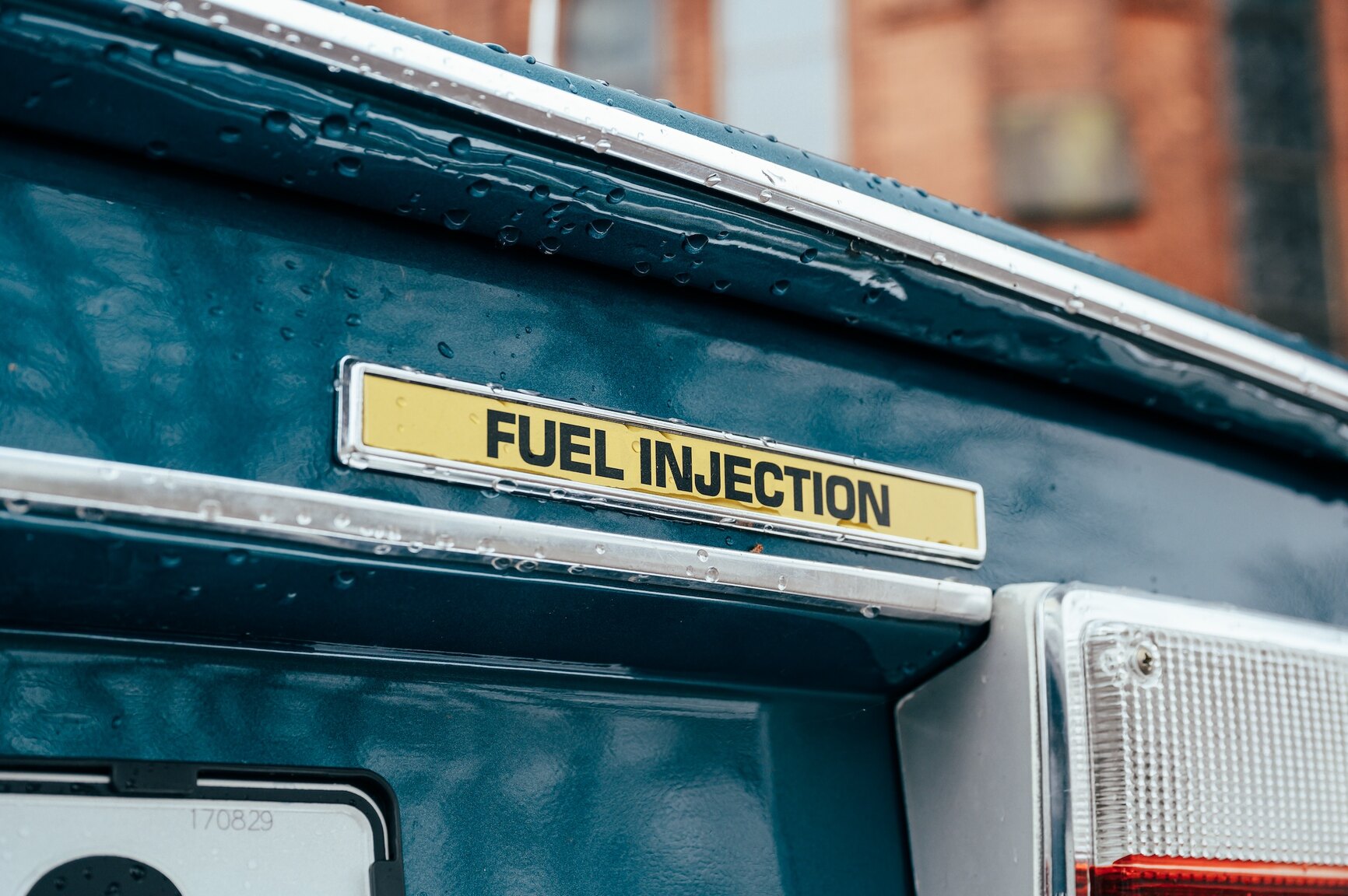 Exterior image of 1973 Volvo 164E 3.2