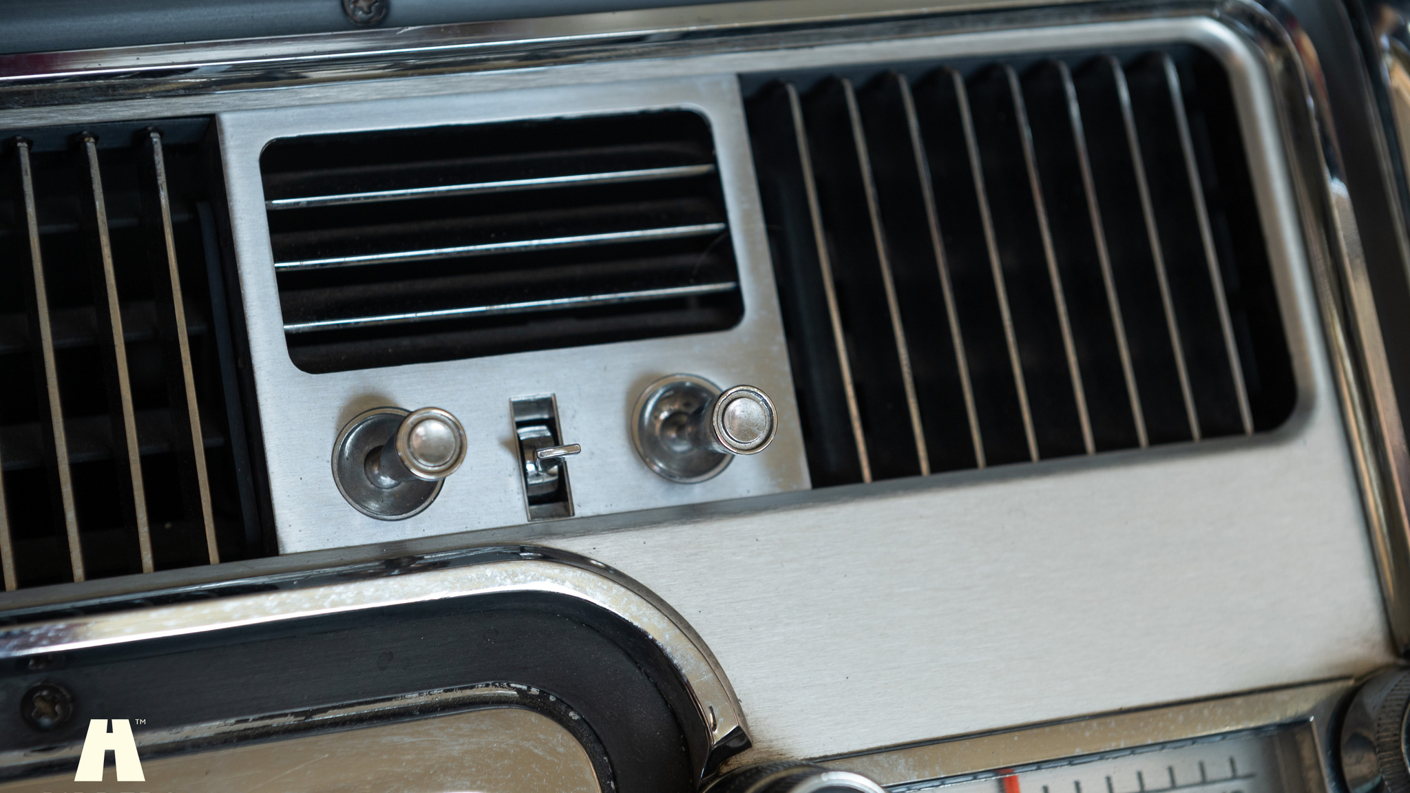 Innenraumfoto von 1964 Ford Thunderbird 6.4 HT (27)