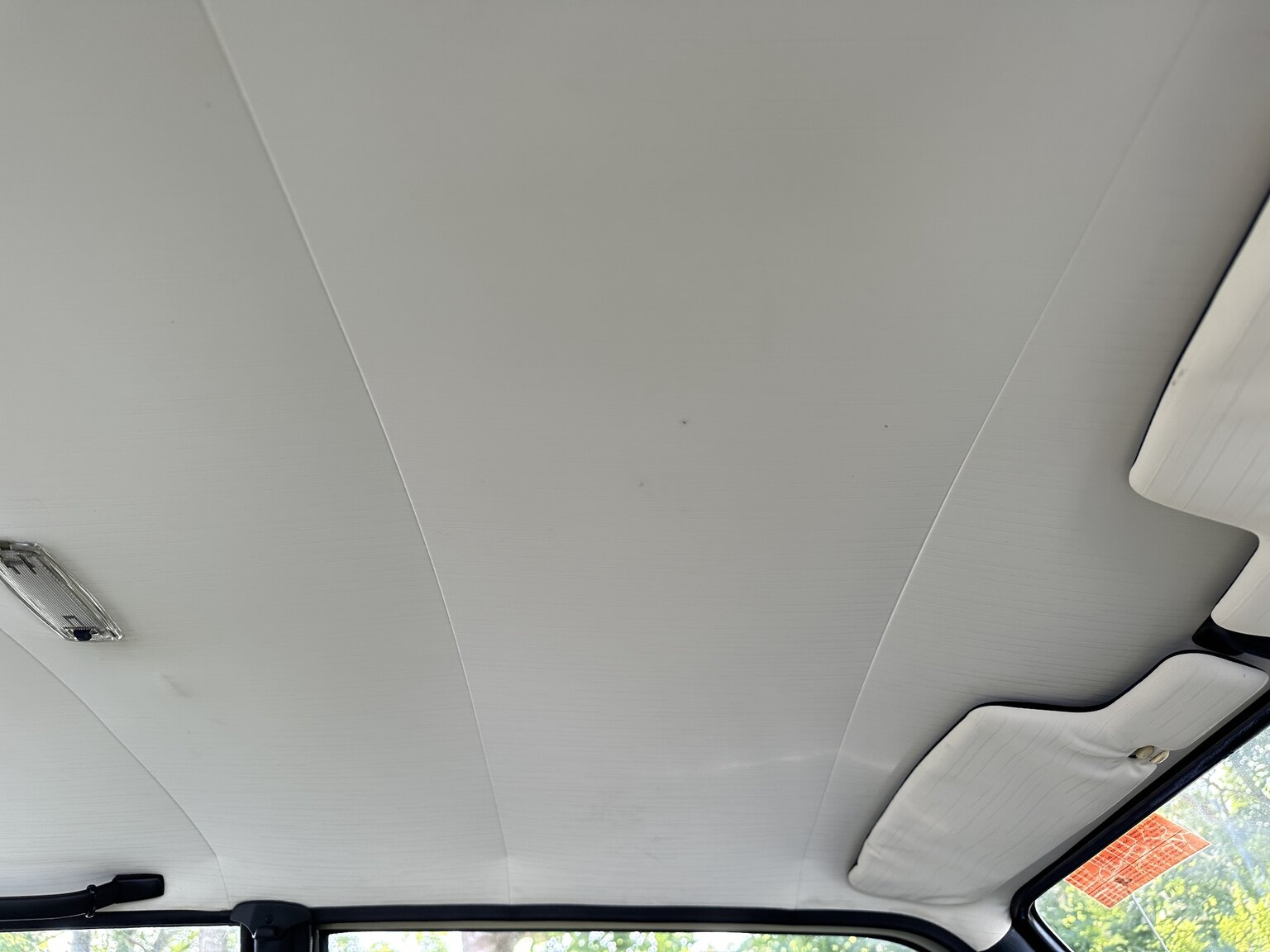 Interior image of 1980 BMW 320i E21