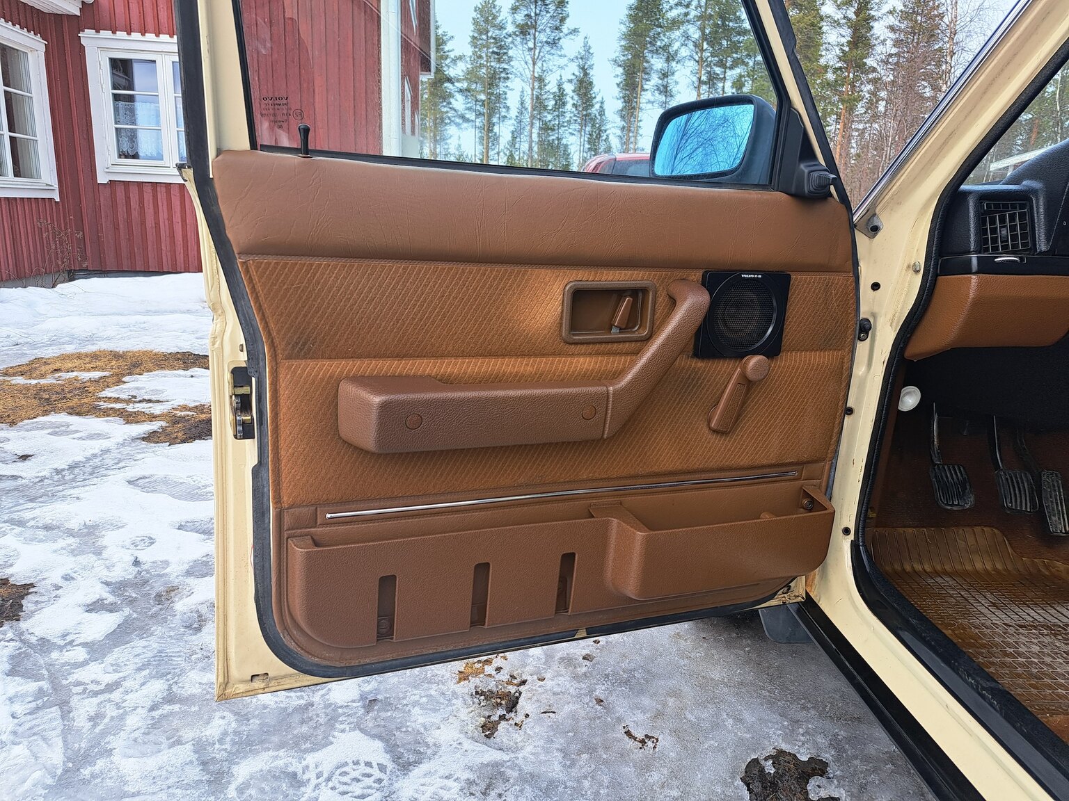 Interiörbild 1988 Volvo 240 GL