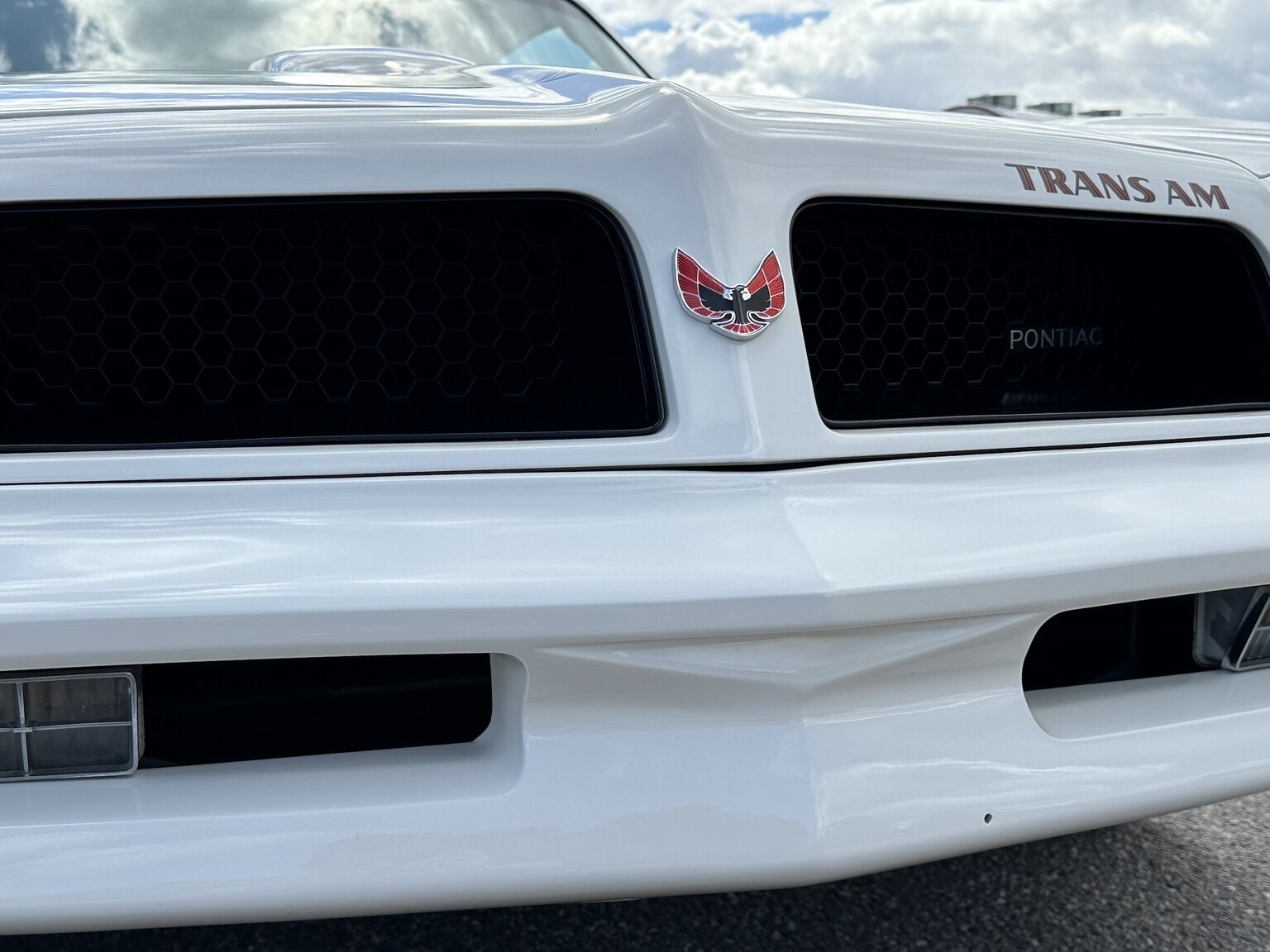 Exteriörbild på 1976 Pontiac Firebird Trans Am