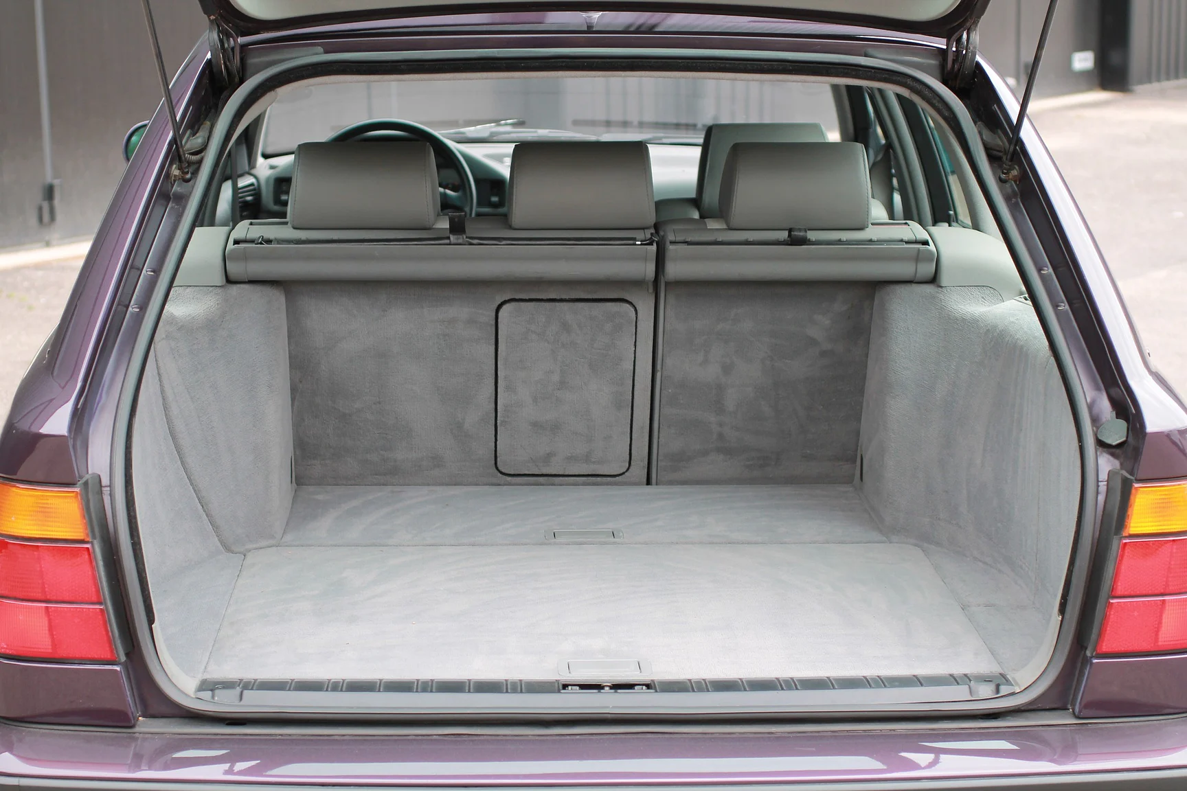 Innenraumfoto von 1993 BMW M5 Touring 3.8 Manual (94)