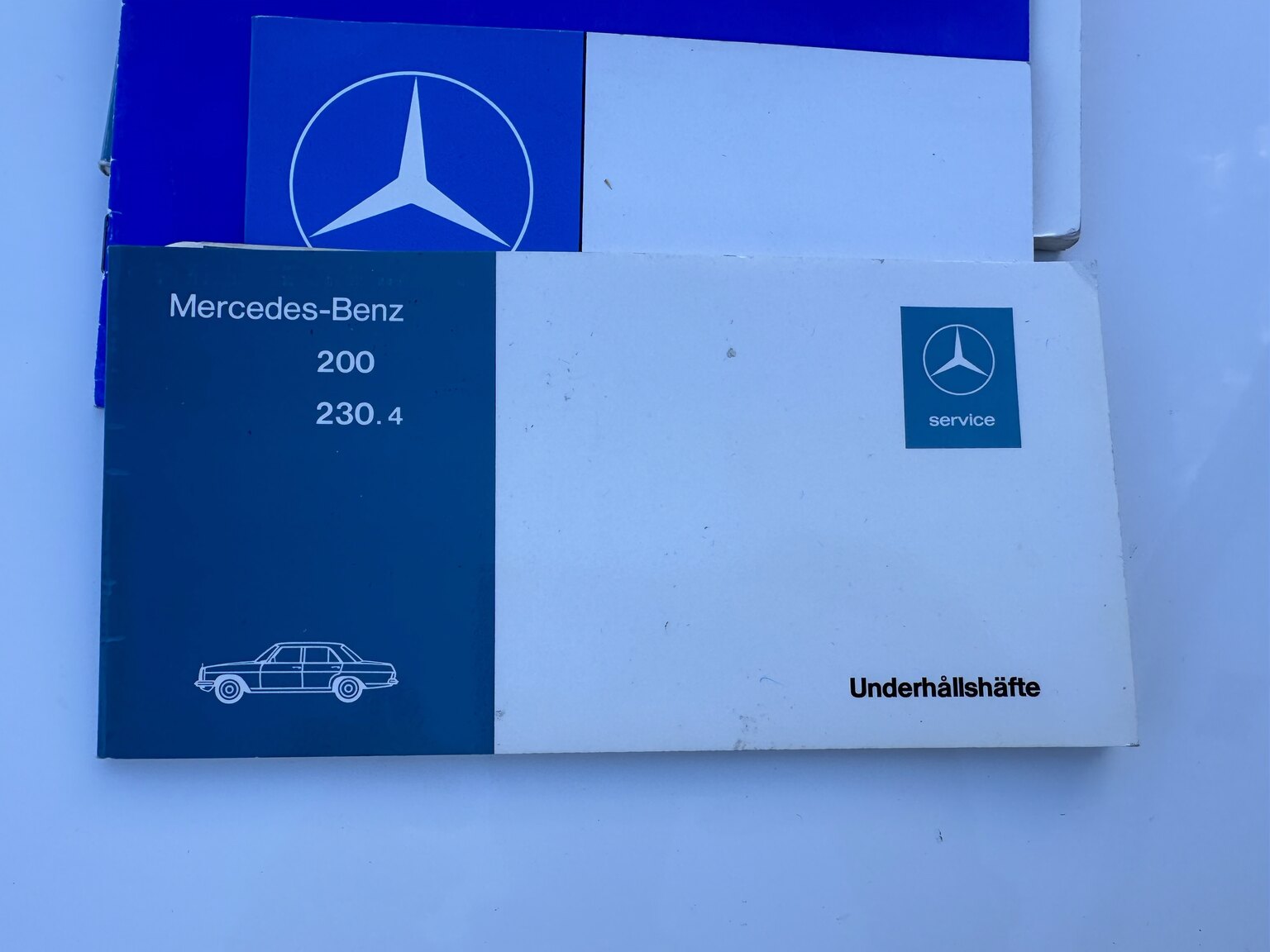 Documentation for 1975 Mercedes Benz 200