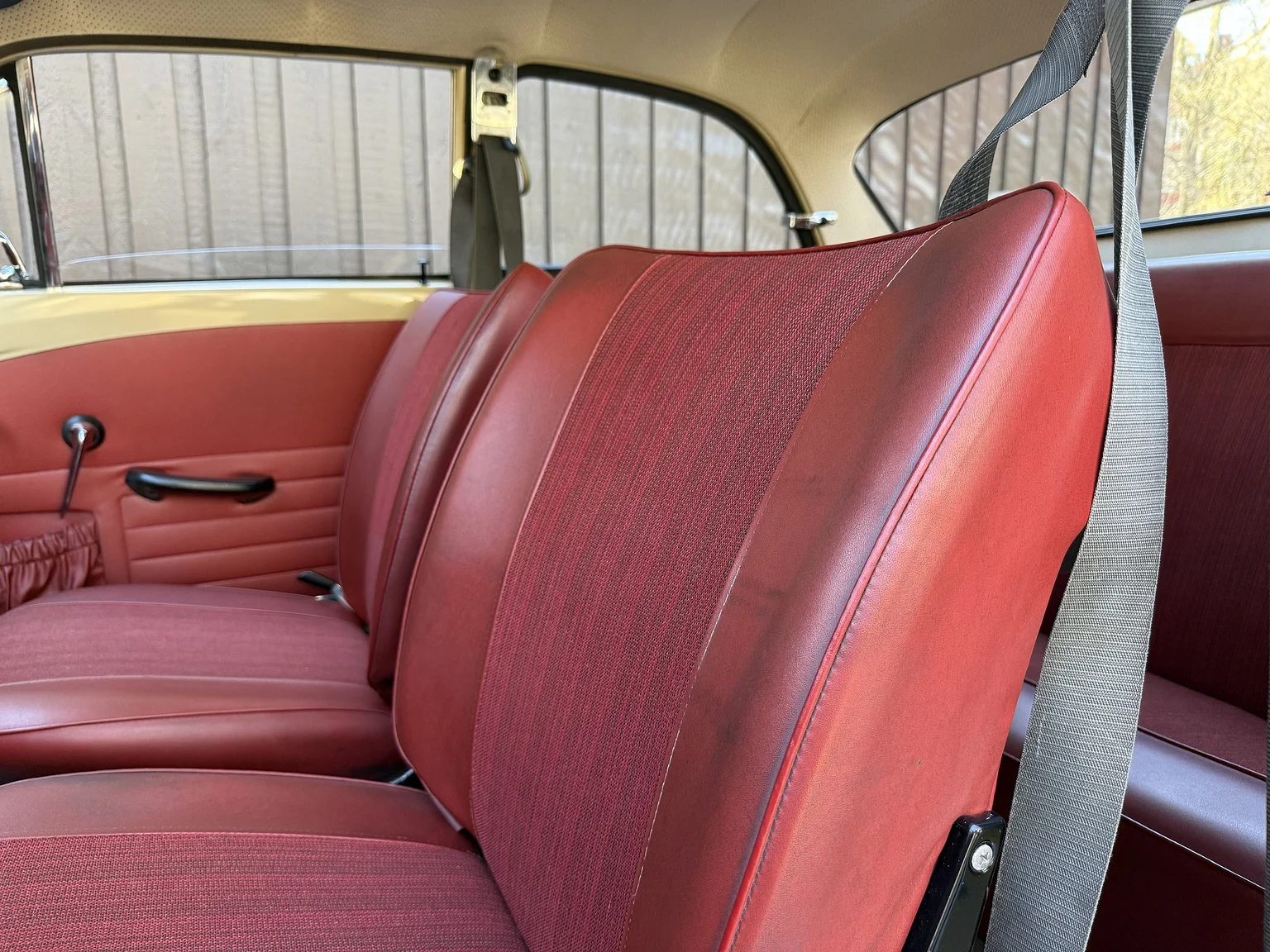 Interior image of 1964 Volvo Amazon (3)