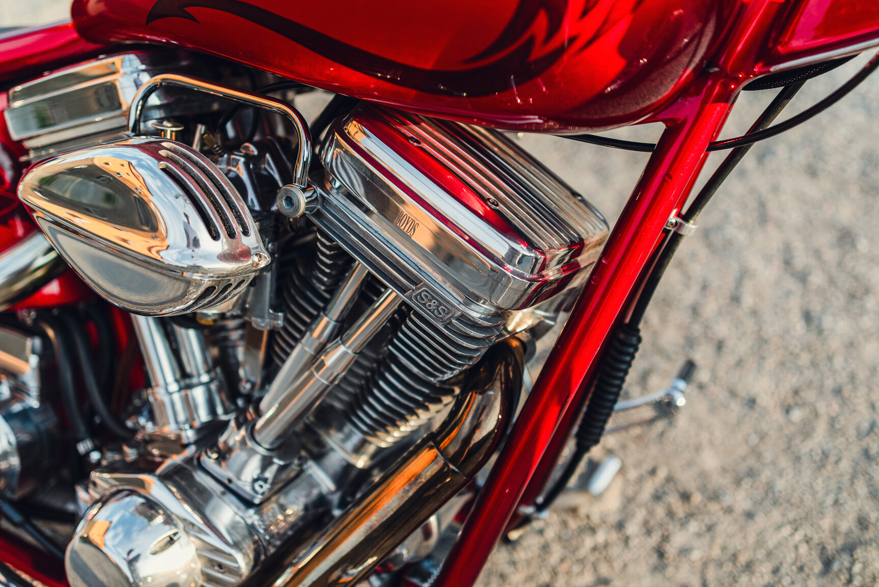 Image of 2001 Unique Custom Cycles Red Inferno mechanics