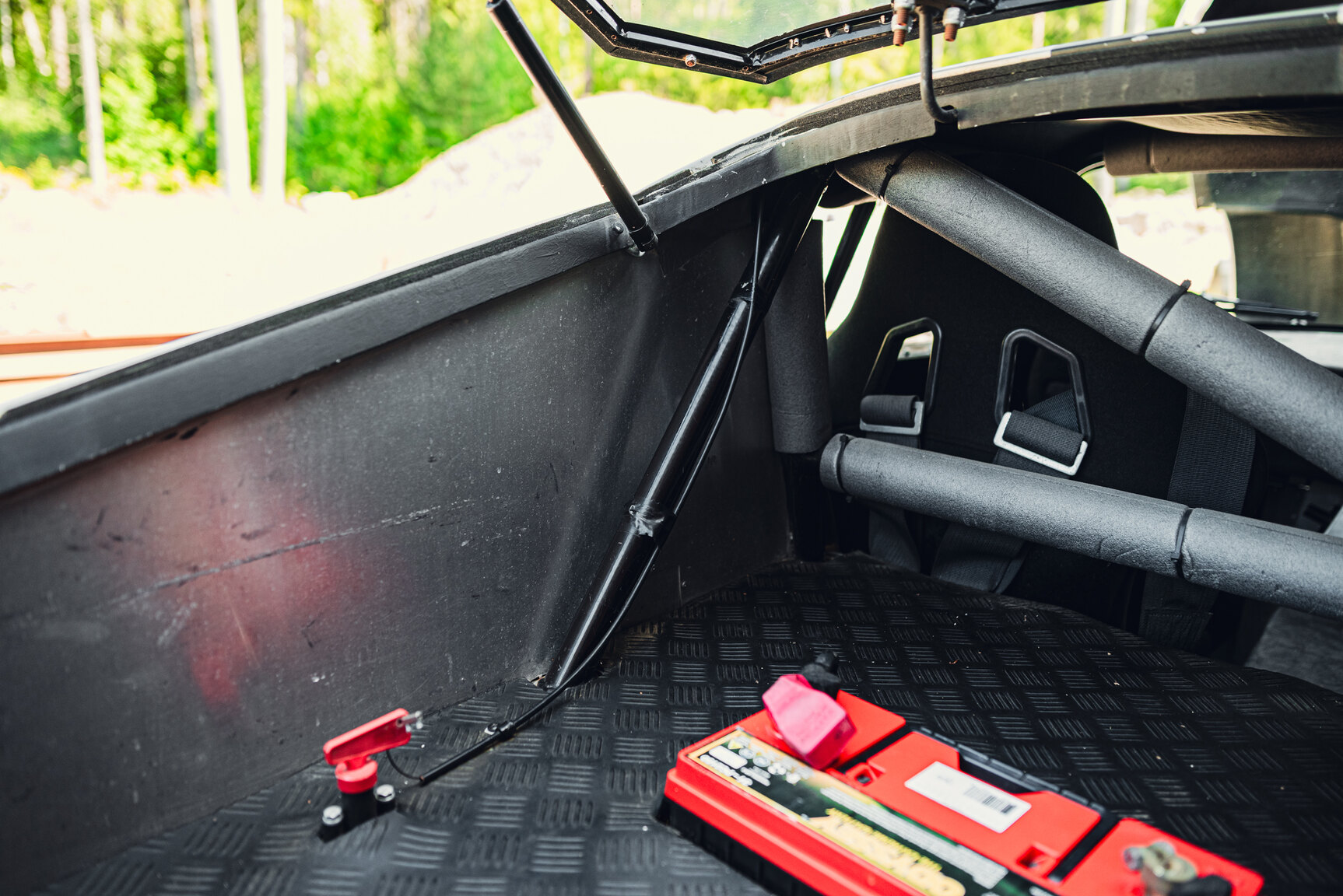 Interior image of 2006 Factory Five Daytona Coupe