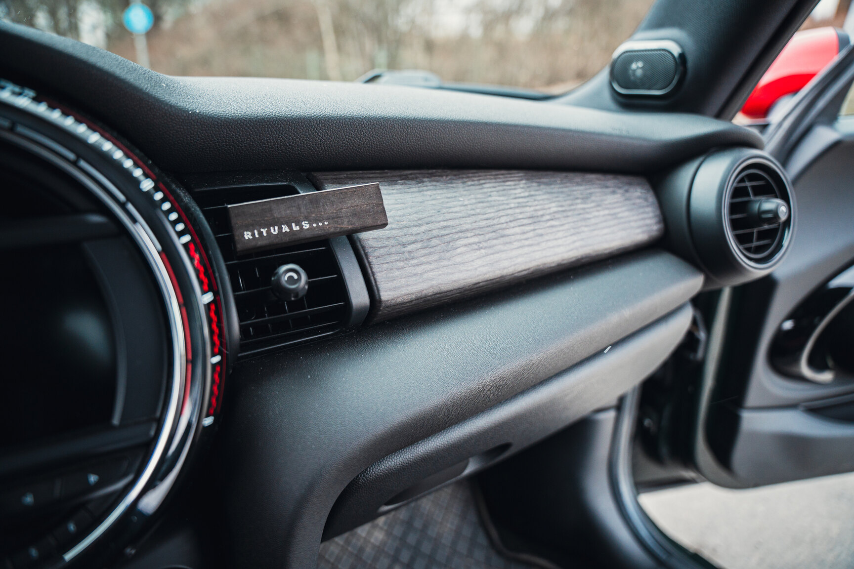 Interiörbild 2017 Mini Cooper JCW