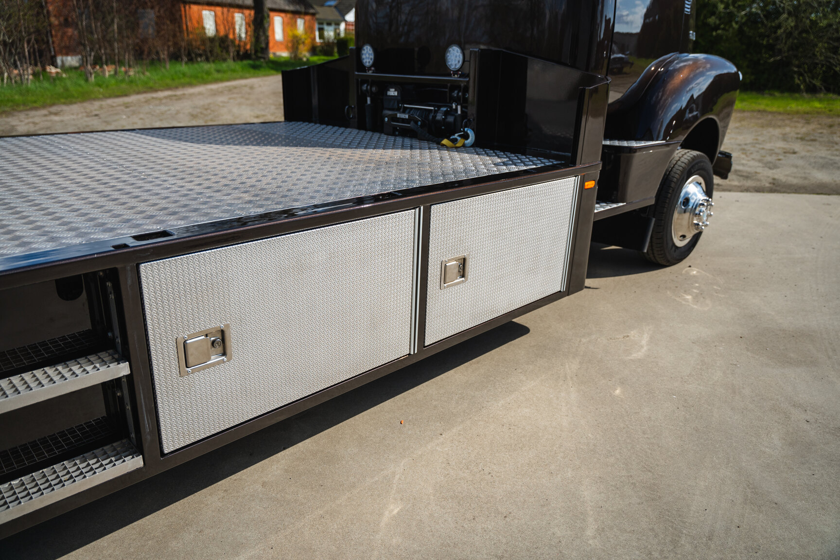 Exterior image of 1948 Chevrolet COE Loadmaster