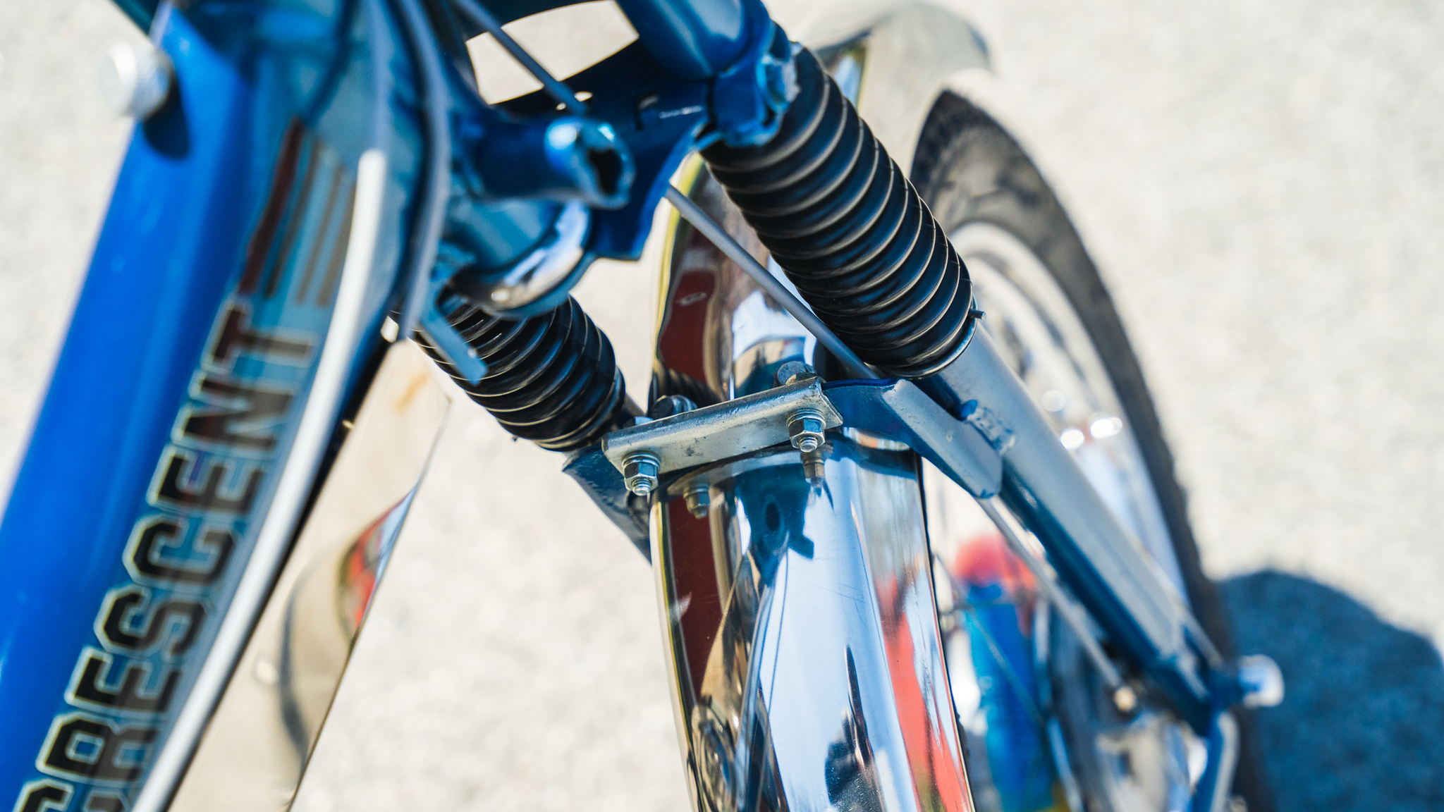 Exterior image of Crescent Compact 1248 (37)