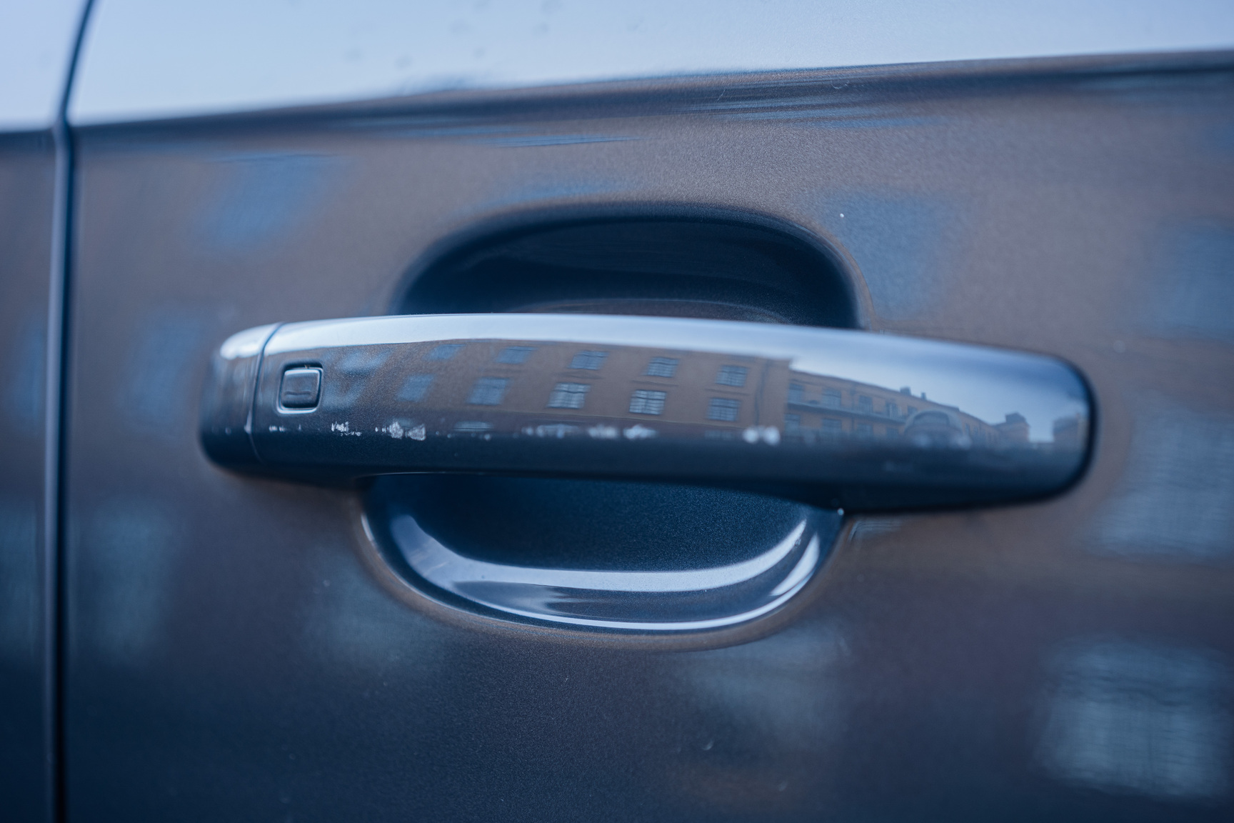 Exterior image of 2011 Audi S4 (43)