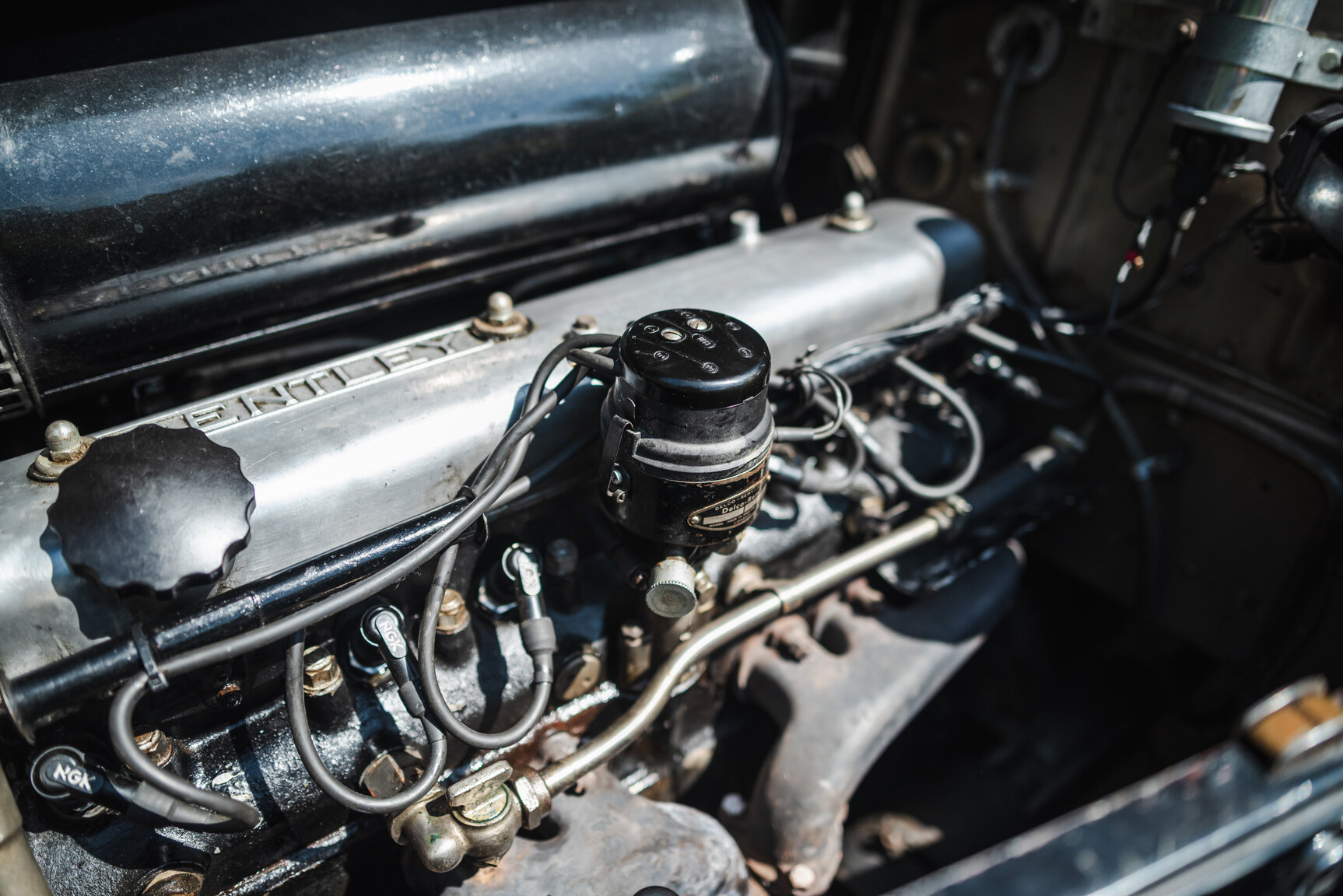Image of 1950 Bentley 4 1/4 Litre mechanics