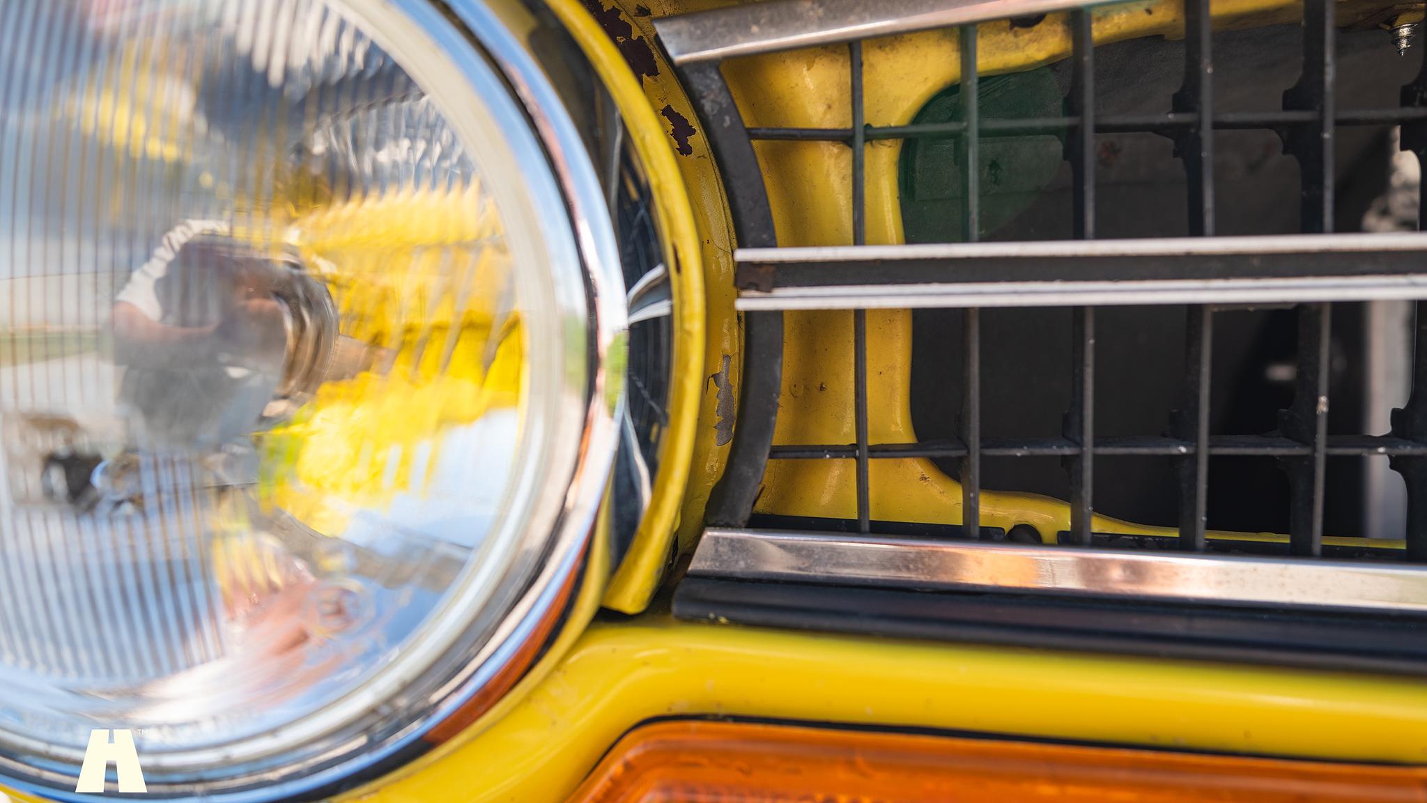 Exterior image of 1974 Triumph TR6 (58)