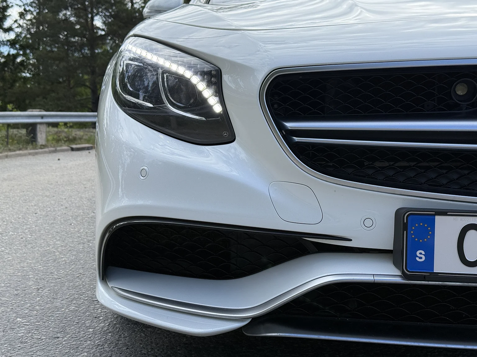 Aussenfoto 2016 Mercedes-Benz S 63 AMG 4MATIC (17)